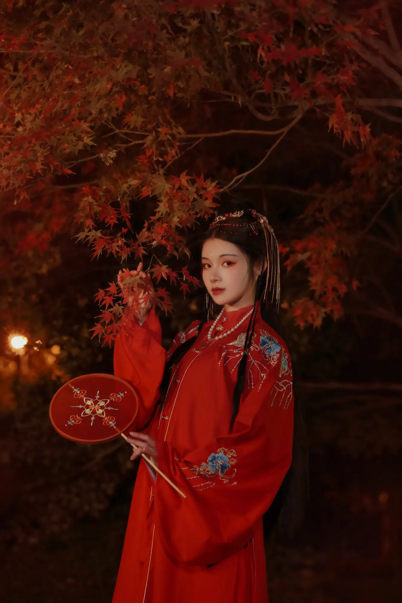 [艺图语] 2022.11.28 Vol.2550 – 莫将圆相换眉颦 阿里马马掌门人#[32P]-6