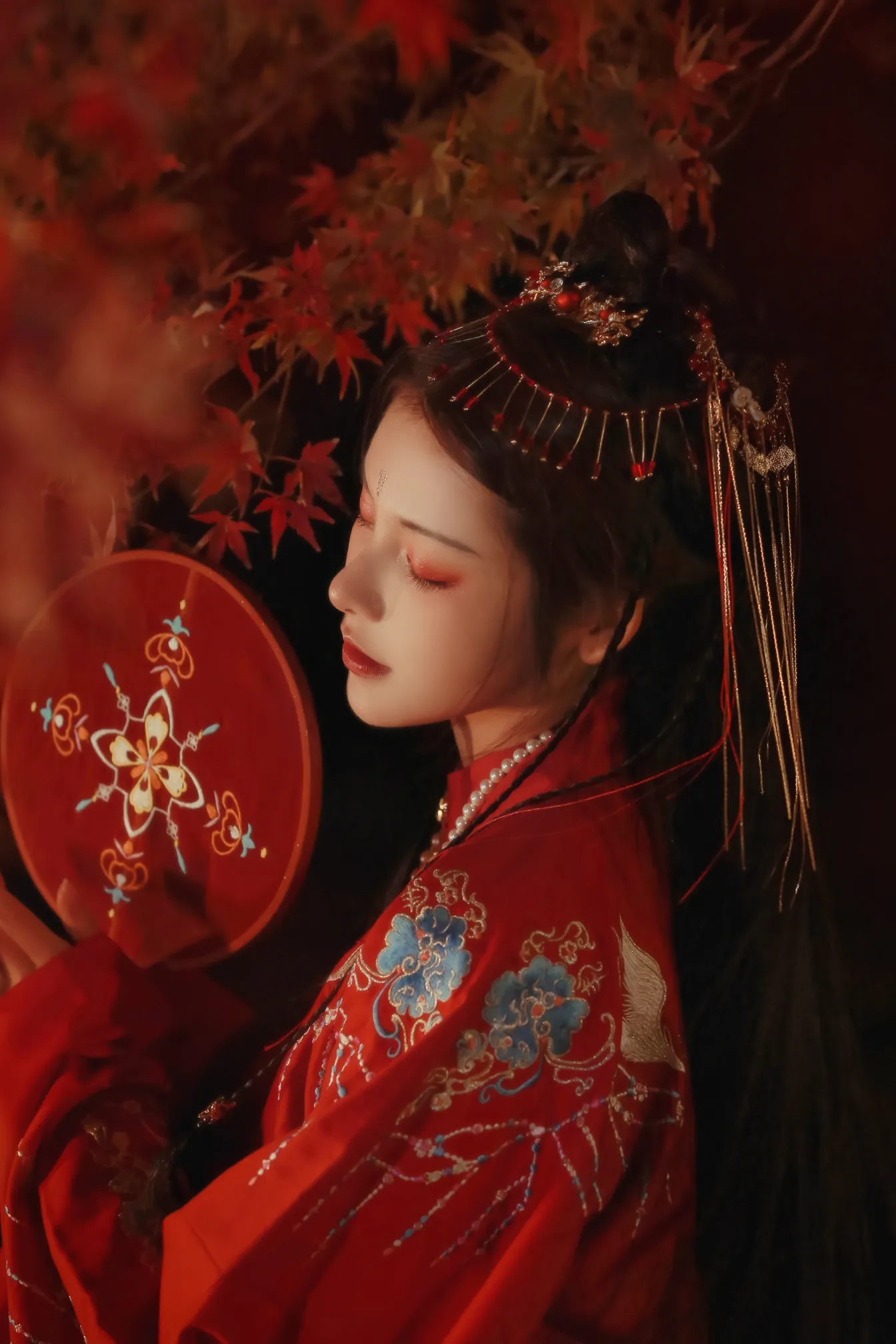 [艺图语] 2022.11.28 Vol.2550 – 莫将圆相换眉颦 阿里马马掌门人#[32P]-9