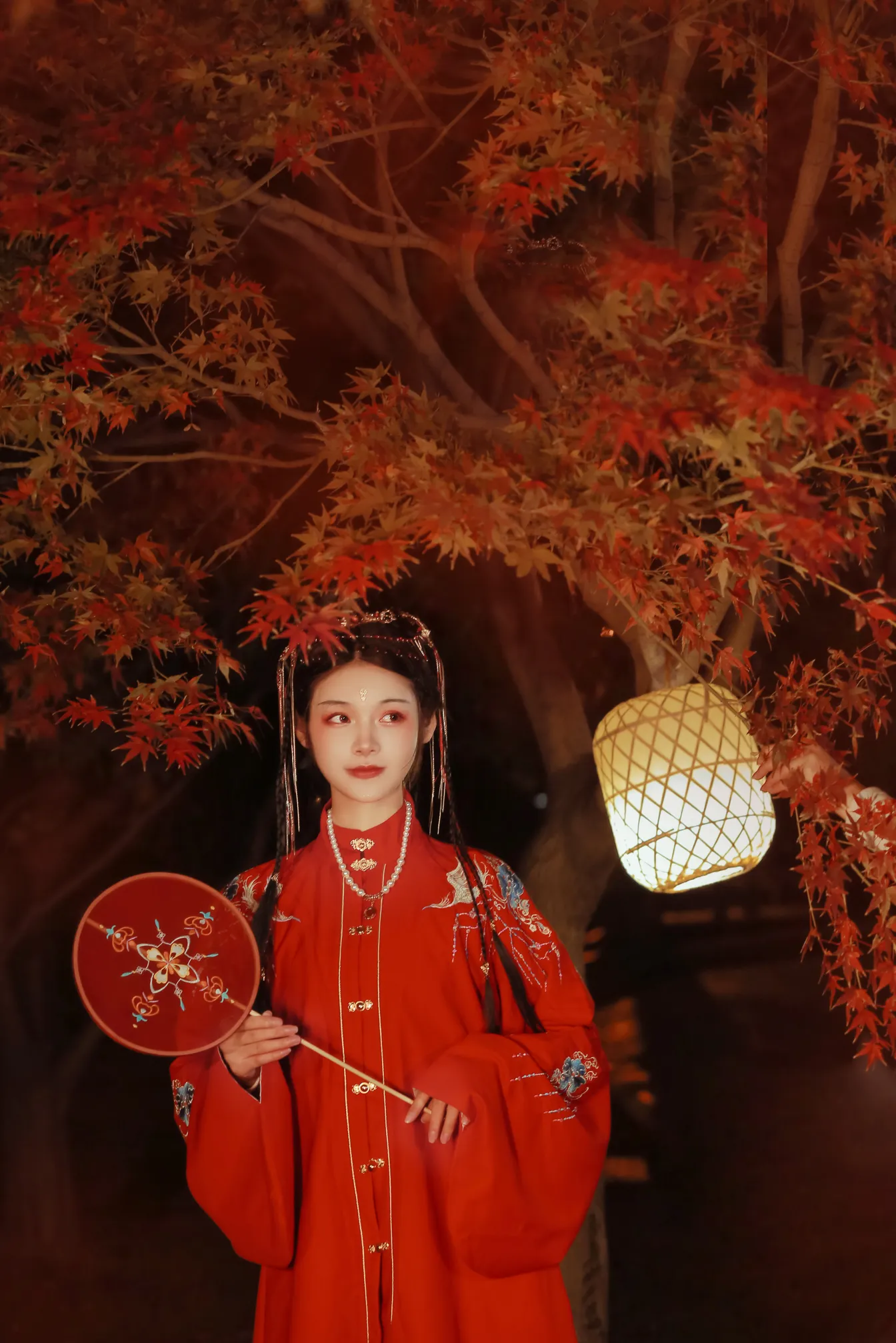 [艺图语] 2022.11.28 Vol.2550 – 莫将圆相换眉颦 阿里马马掌门人#[32P]-10