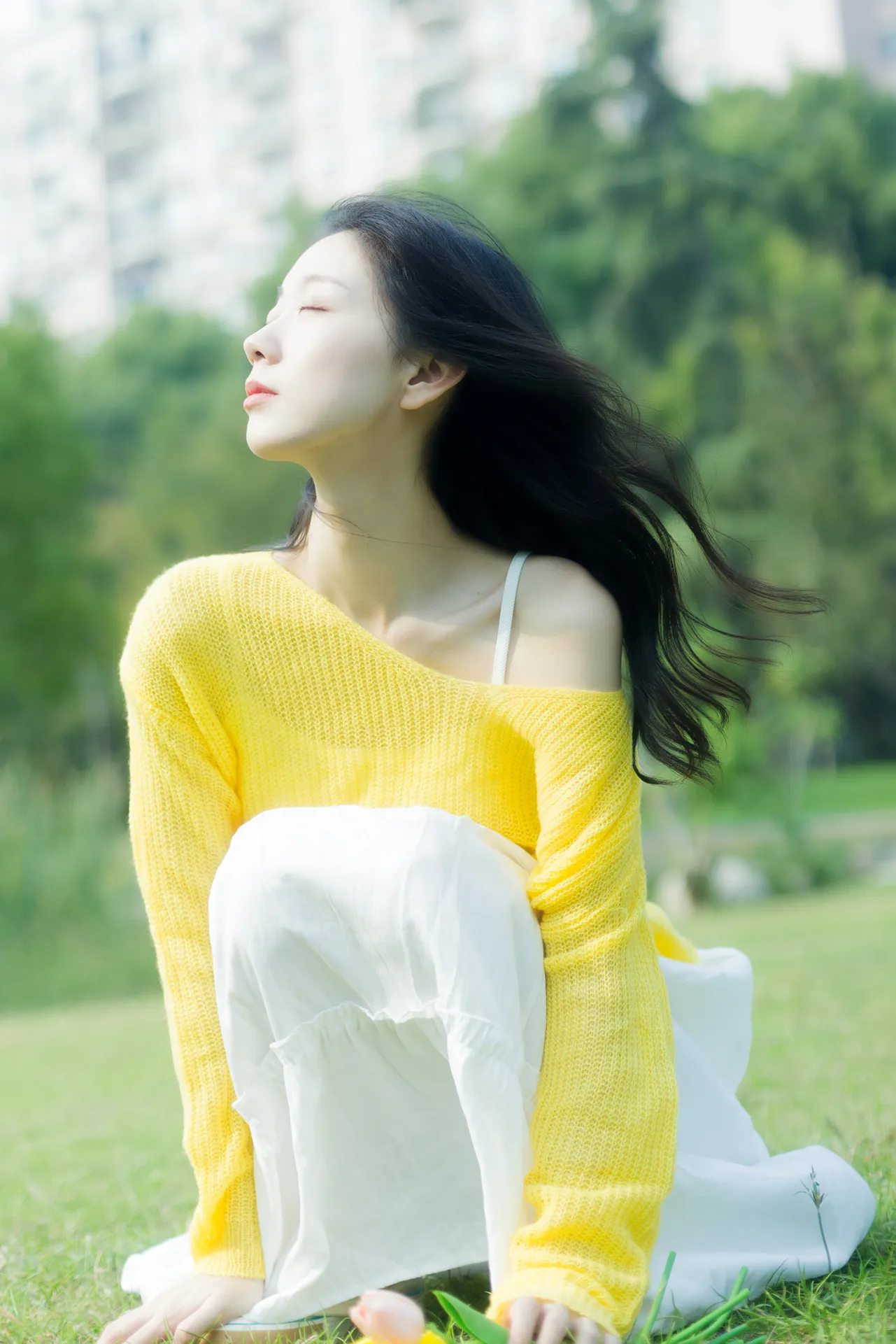 [艺图语] 2022.11.26 Vol.2532 – 秋风轻轻 饲猫少女-#[38P]-3