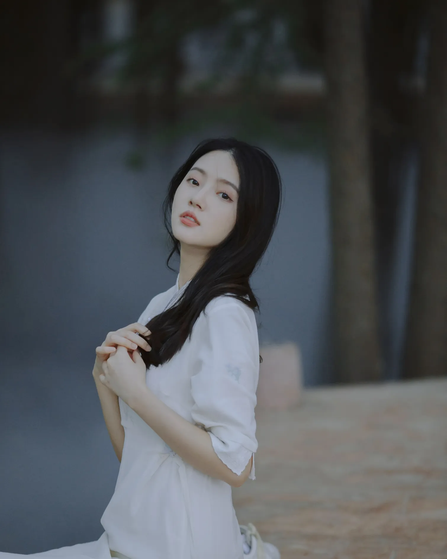 [艺图语] 2022.11.29 Vol.2555 – 白色湖畔 幽灵胡子#[30P]-6