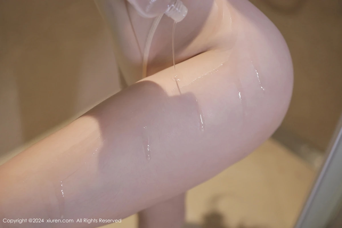 [秀人网] 2024.08.27 No.9072 江露露#[62P]-5