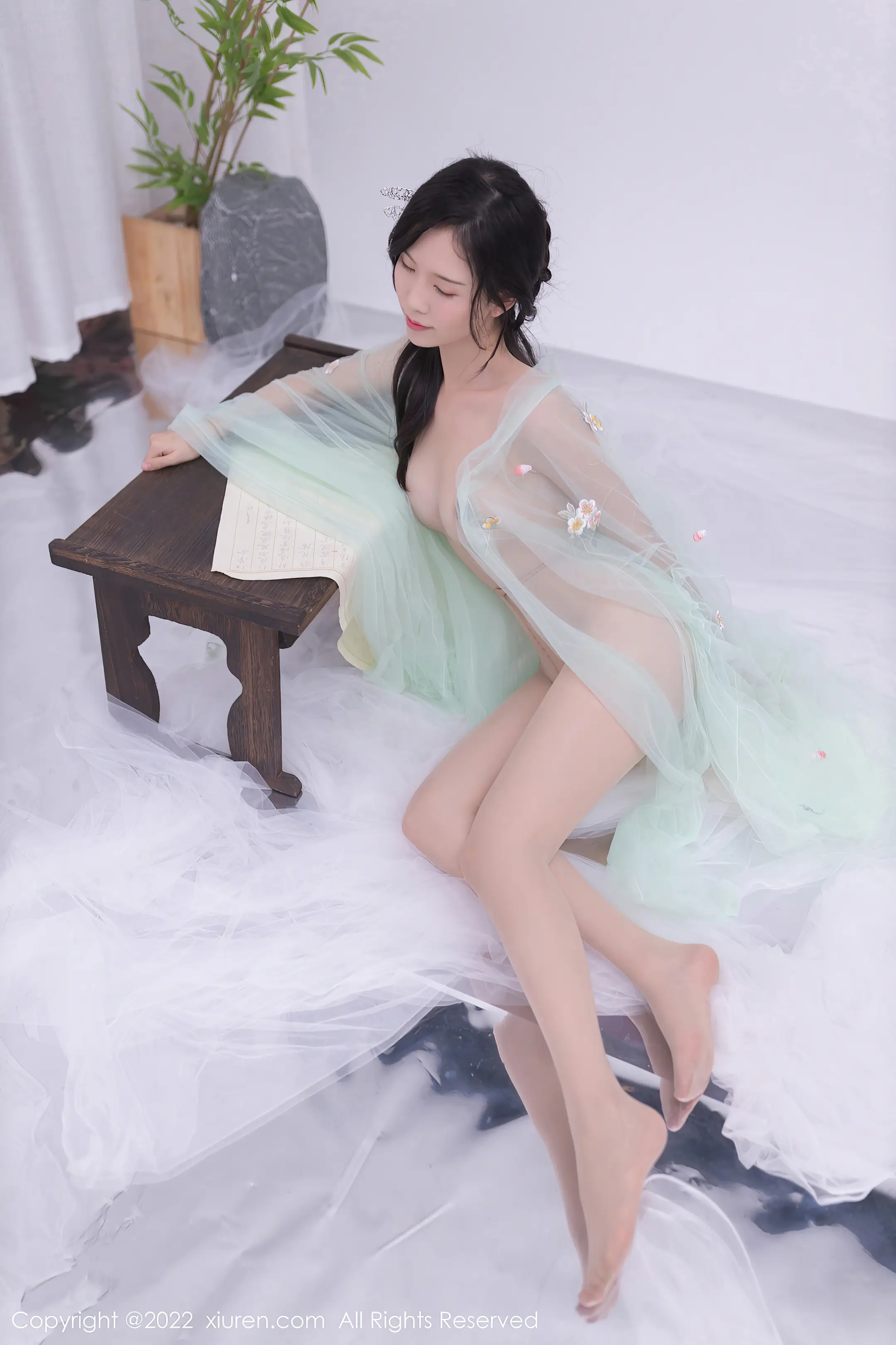 [秀人网] 2022.07.27 – No.5345 利世#[73P]-4