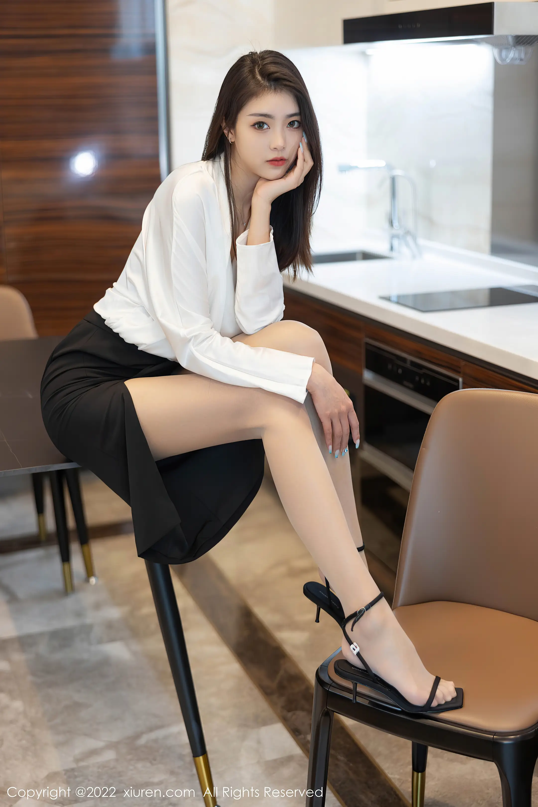 [秀人网] 2022.04.14 – NO.4869 可樂Vicky#[71P]-1