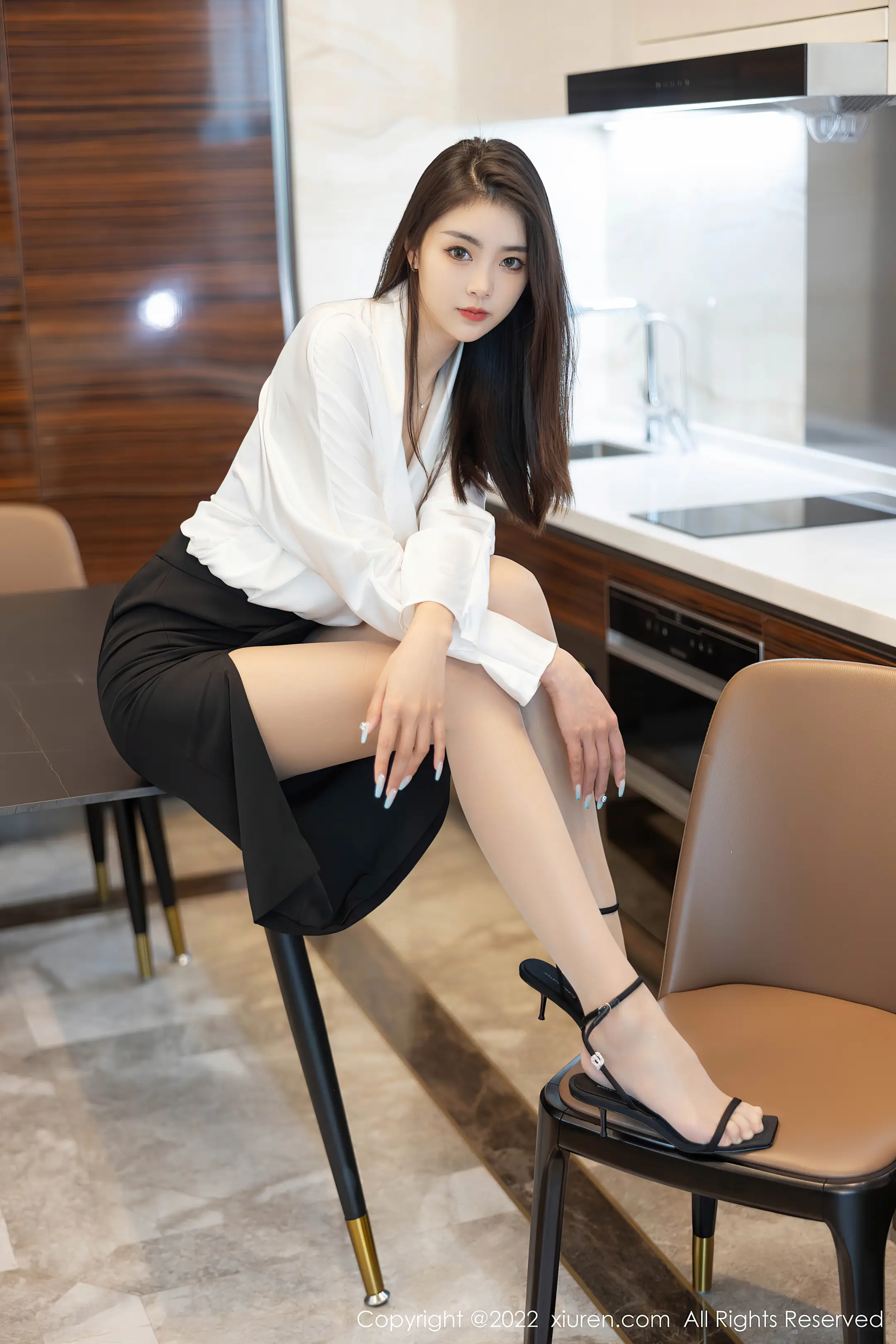 [秀人网] 2022.04.14 – NO.4869 可樂Vicky#[71P]-2