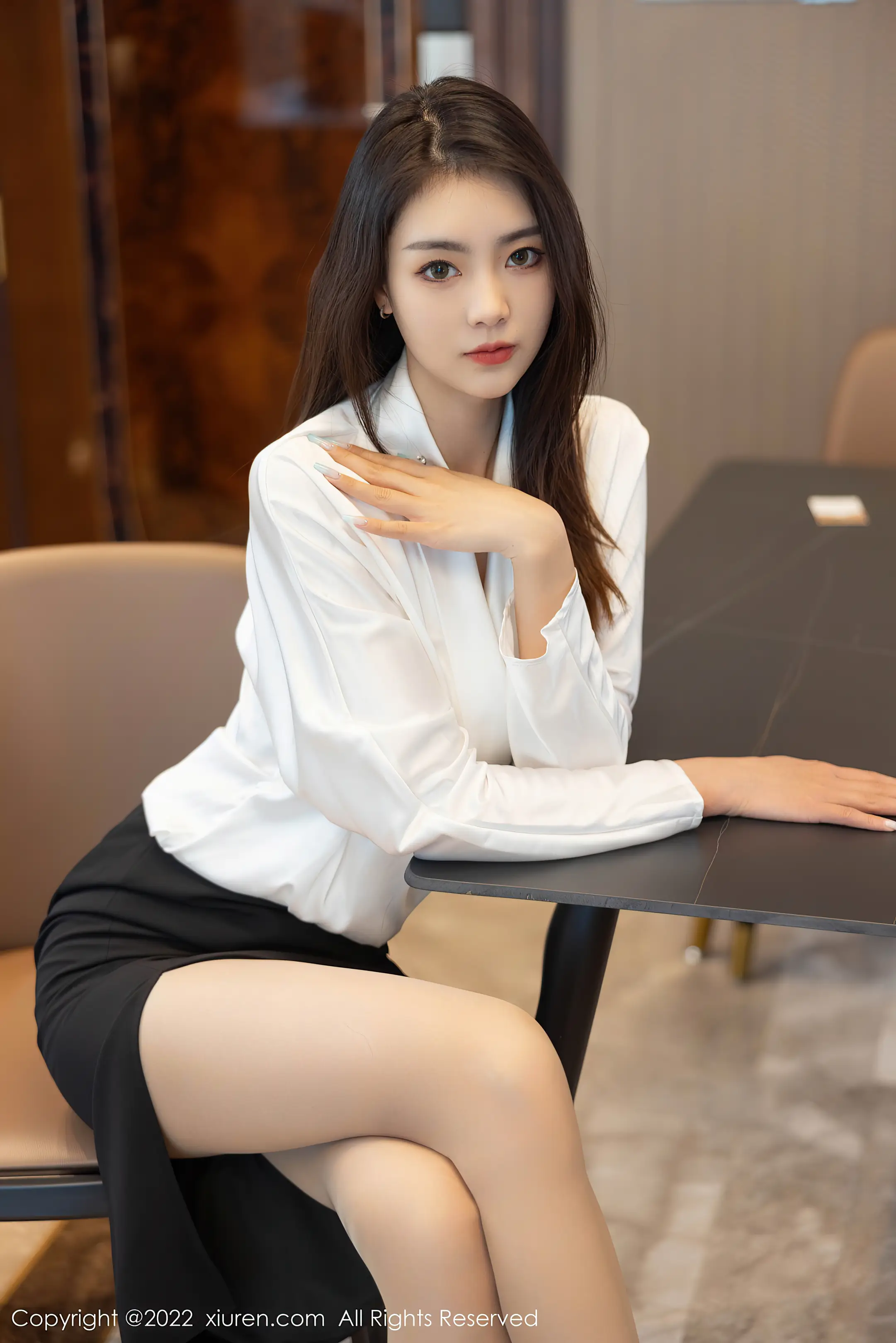 [秀人网] 2022.04.14 – NO.4869 可樂Vicky#[71P]-1
