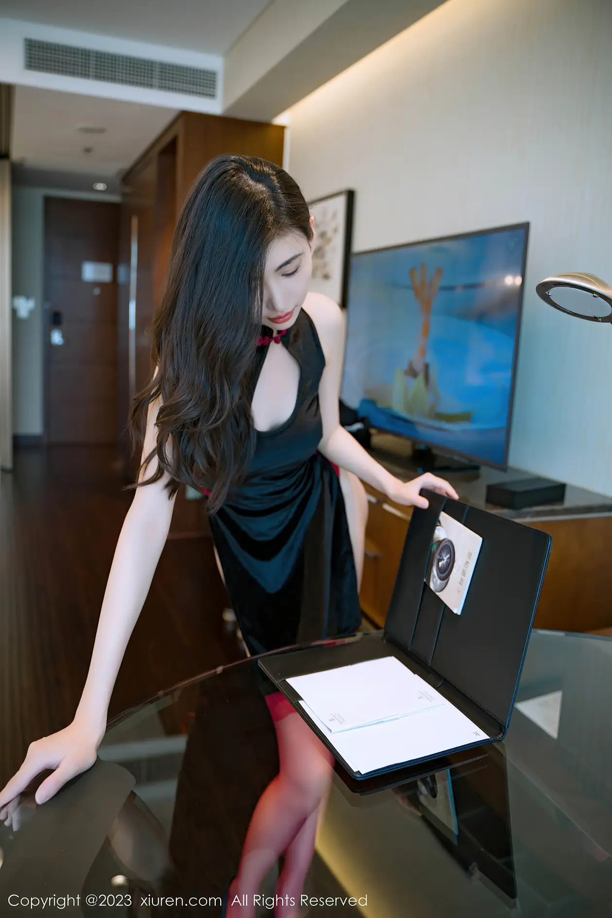 [秀人网] 2023.07.24 NO.7128 章芃芃#[74P]-1