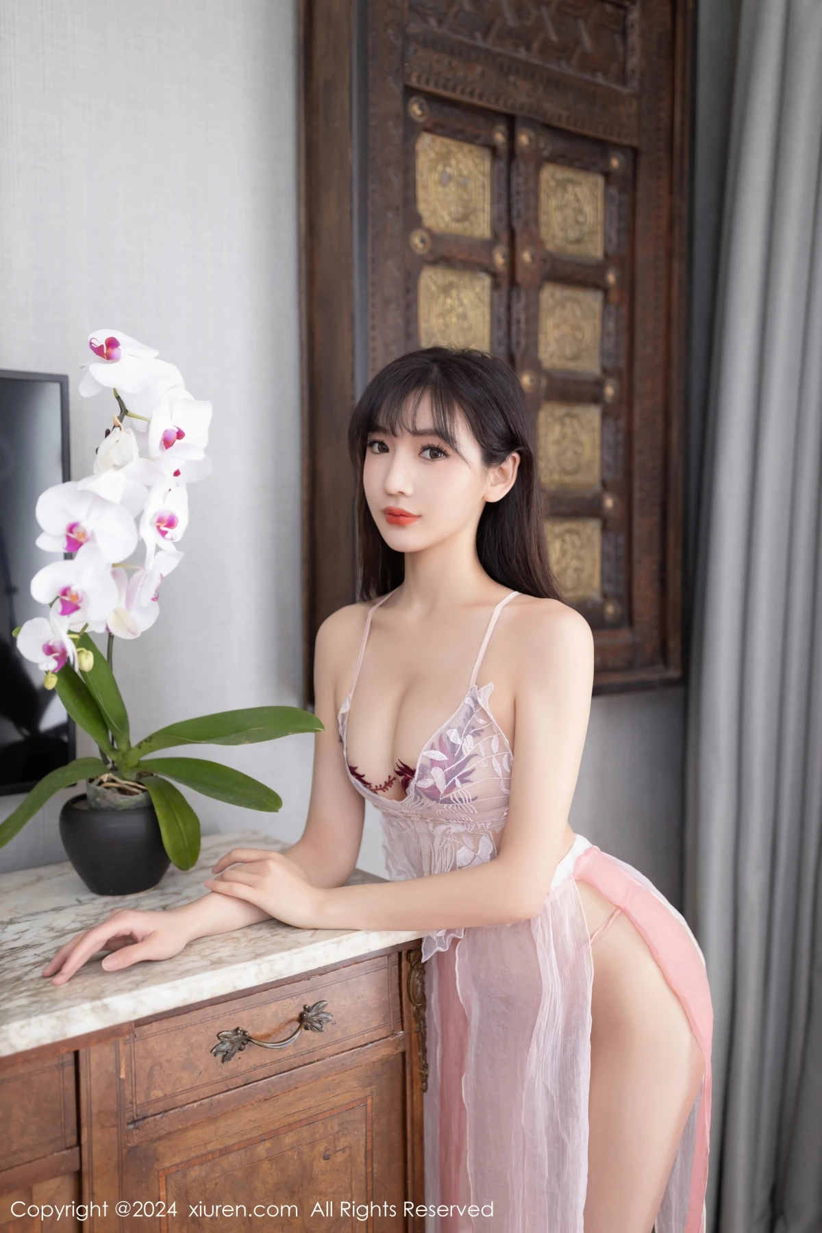 [秀人网] 2024.08.01 No.8954 陆萱萱#[81P]-1