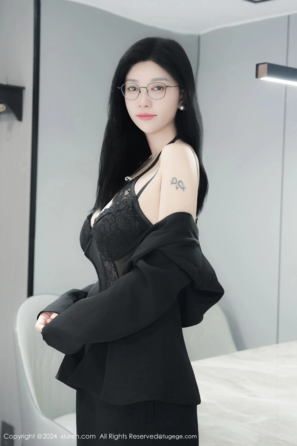 [秀人网] 2024.12.23 No.9639 雅茹老师#[82P]-7