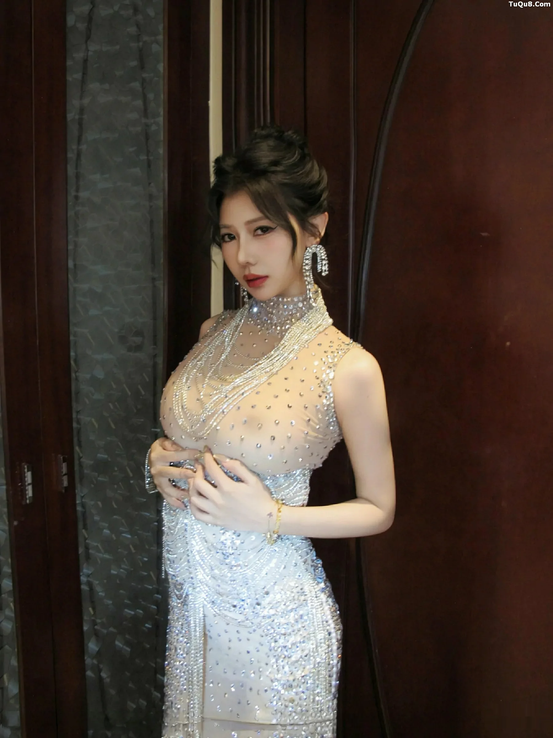 [秀人网] 2025.09.24 No.10802 尹甜甜#[88P]-1