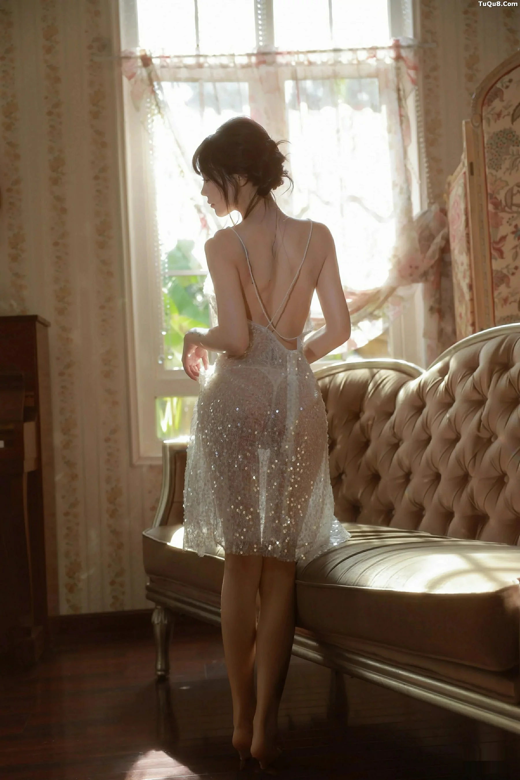 [秀人网] 2025.09.24 No.10799 佘贝拉#[73P]-1