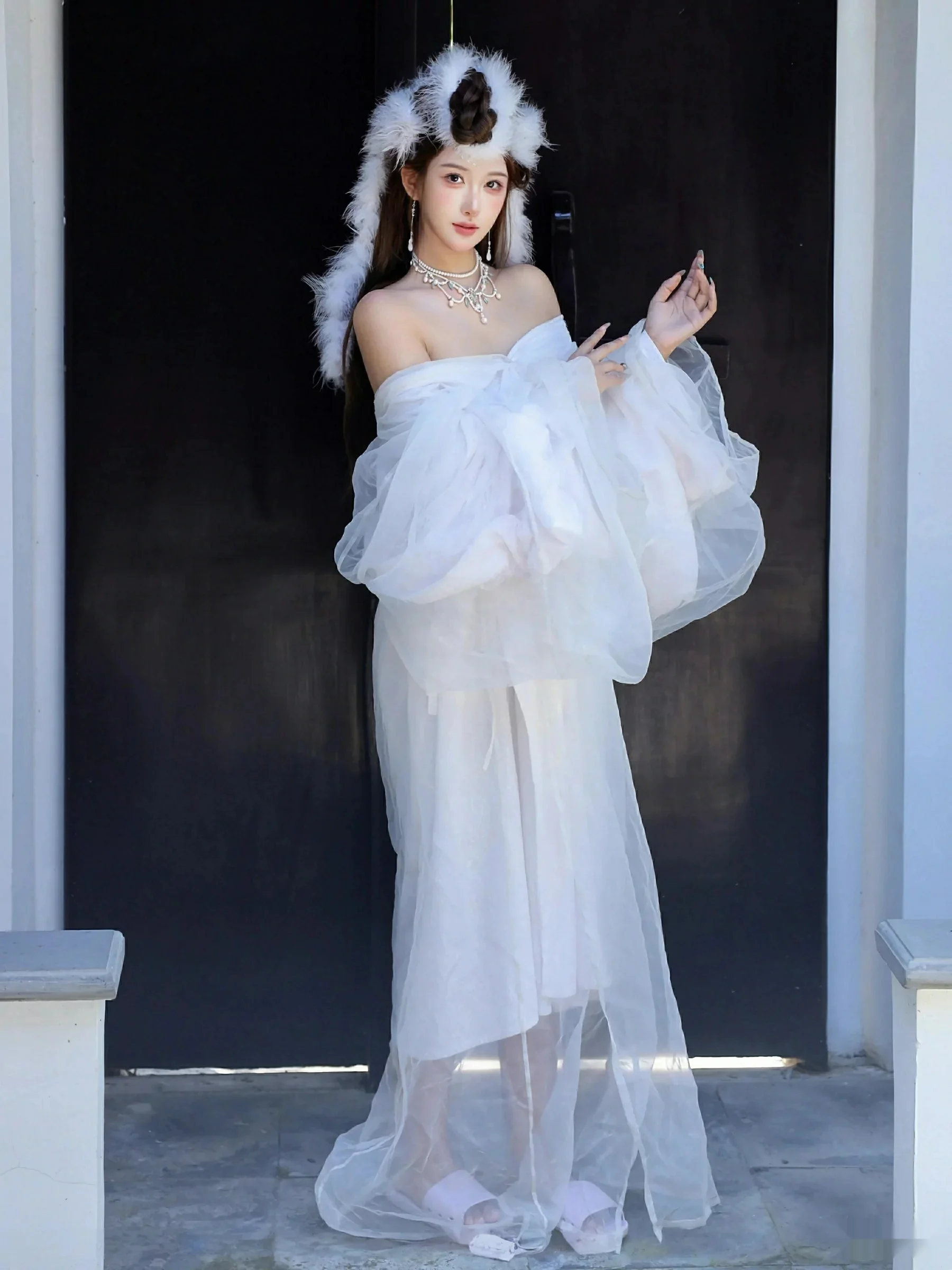 [秀人网] 2025.10.09 No.10843 金允希#[78P]-2