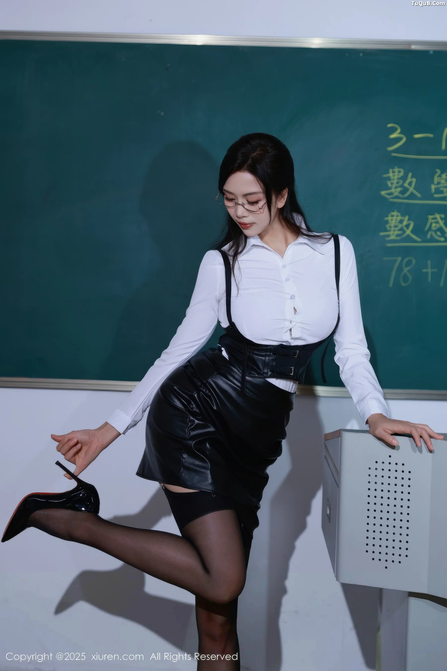 [秀人网] 2025.10.10 No.10846 玫瑰我爱你#[63P]-6