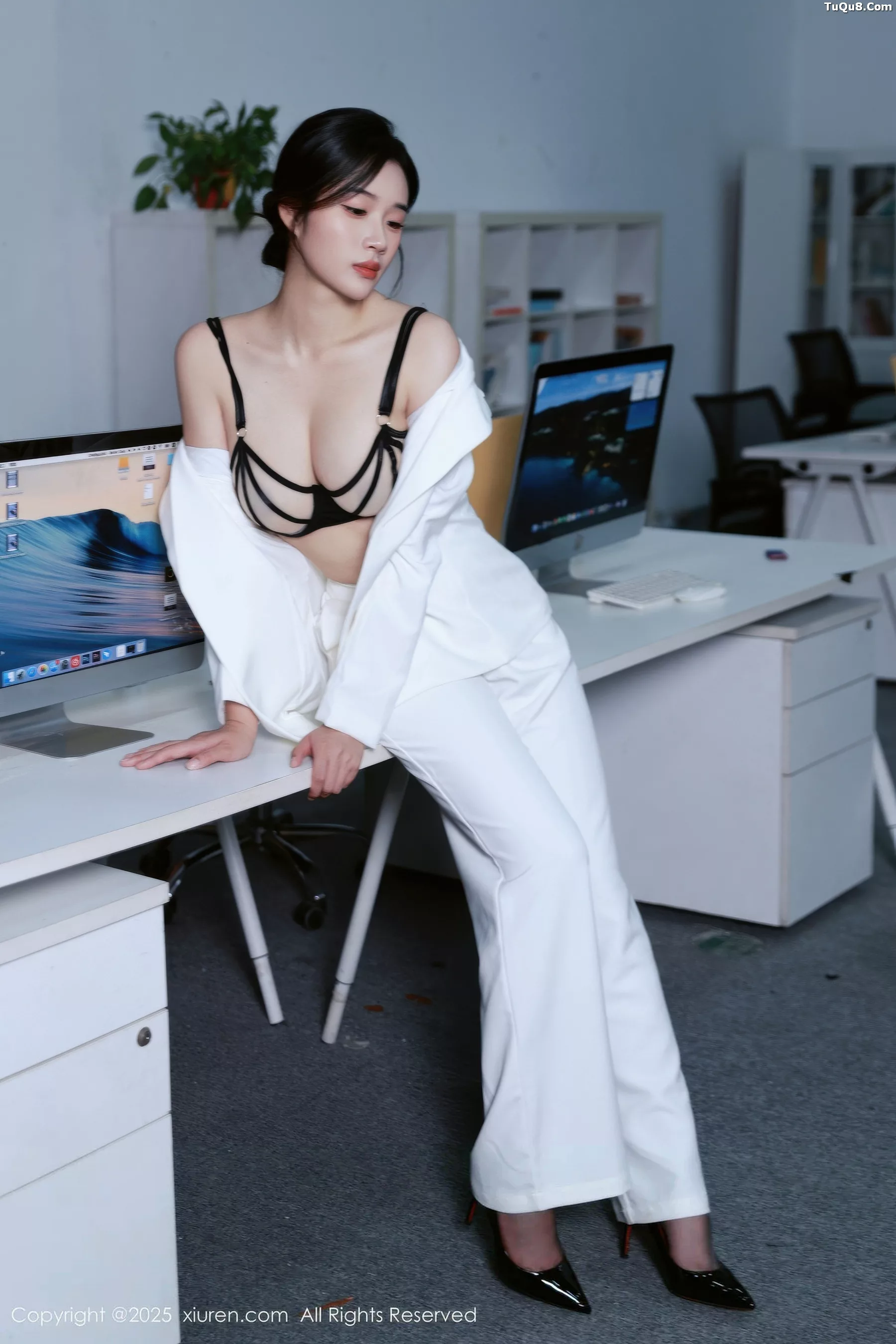 [秀人网] 2025.10.24 No.10908 南乔#[72P]-5