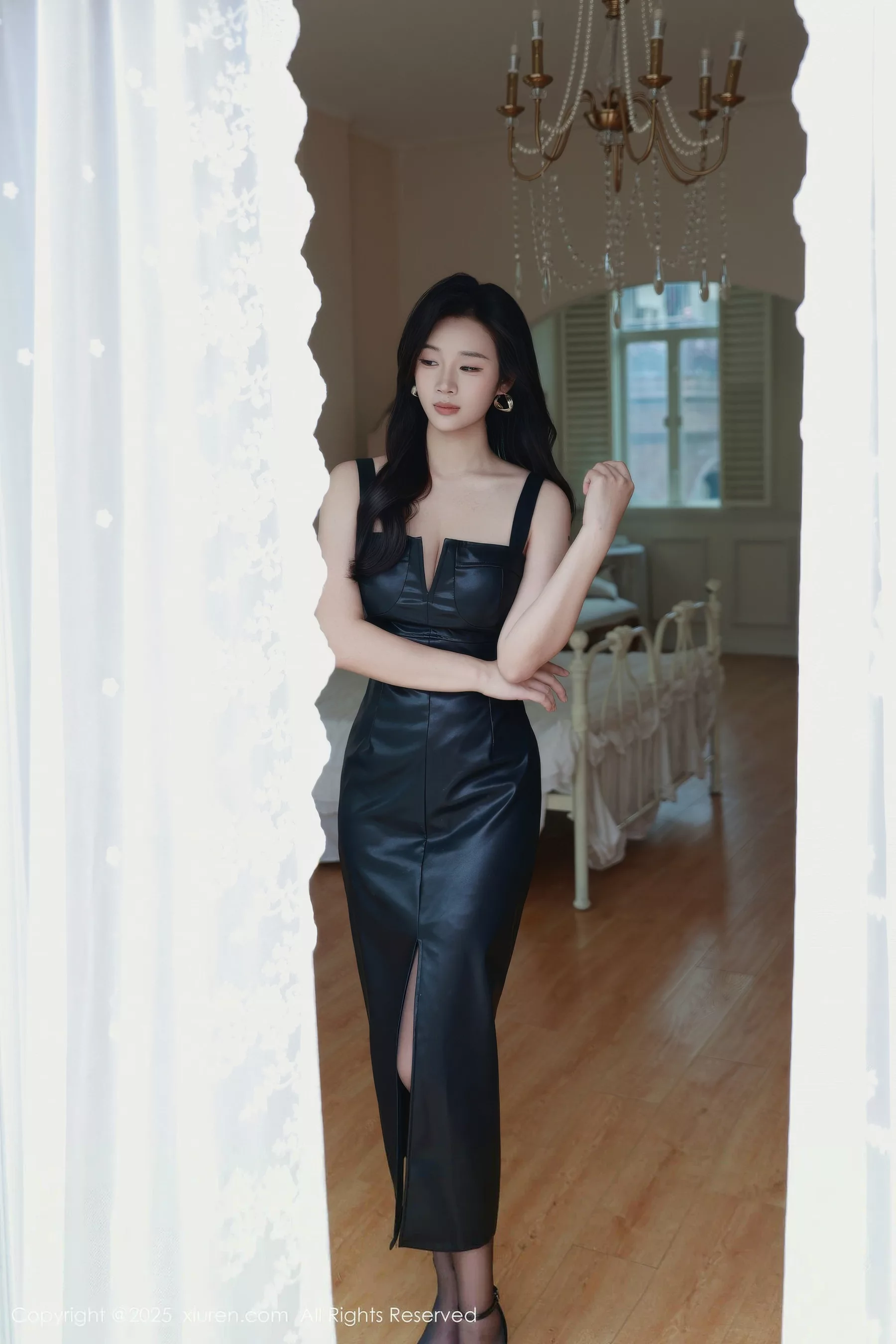 [秀人网] 2025.10.17 No.10885 南乔#[72P]-1