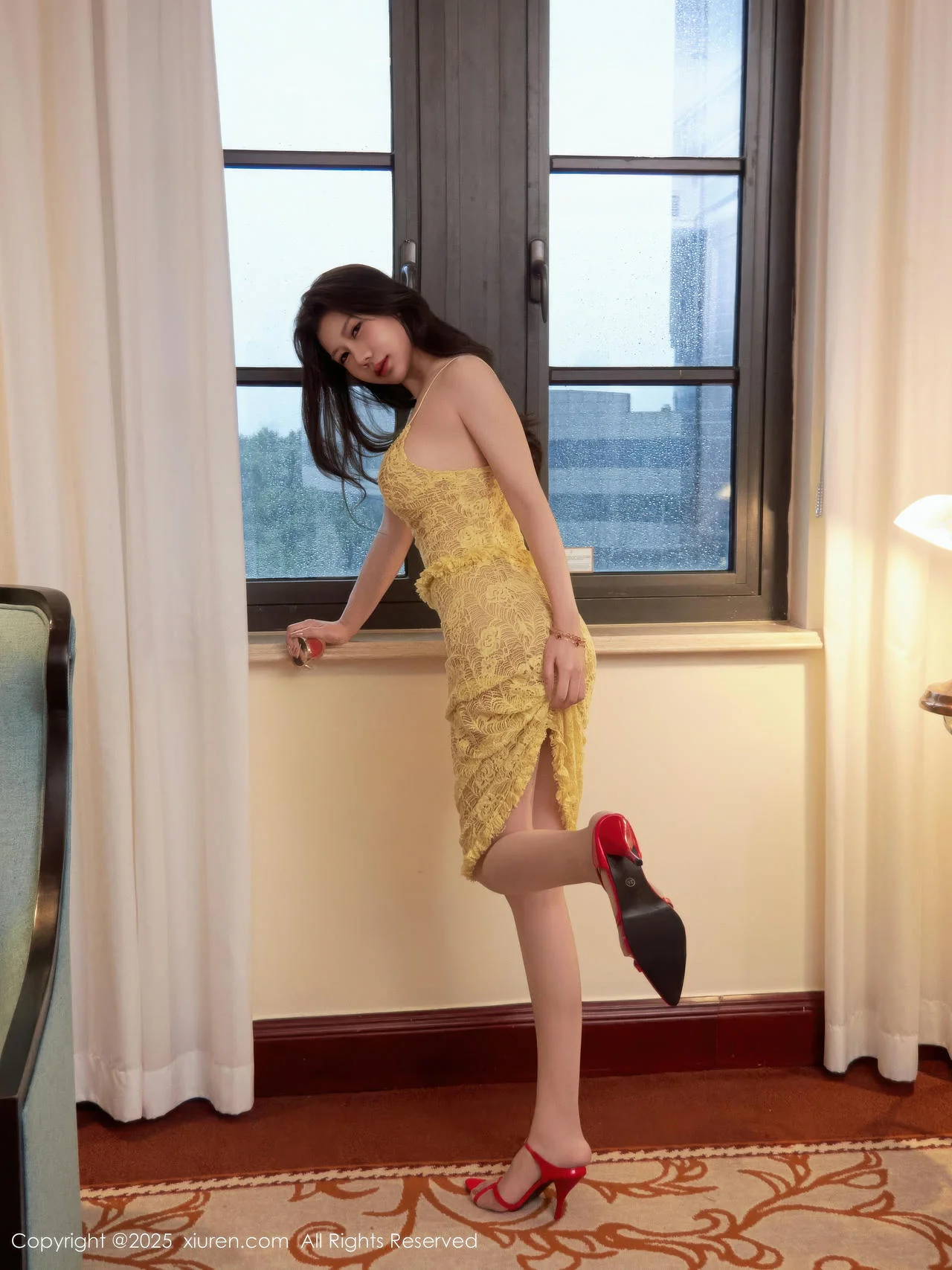 [秀人网] 2025.10.16 No.10879 尹甜甜#[82P]-1