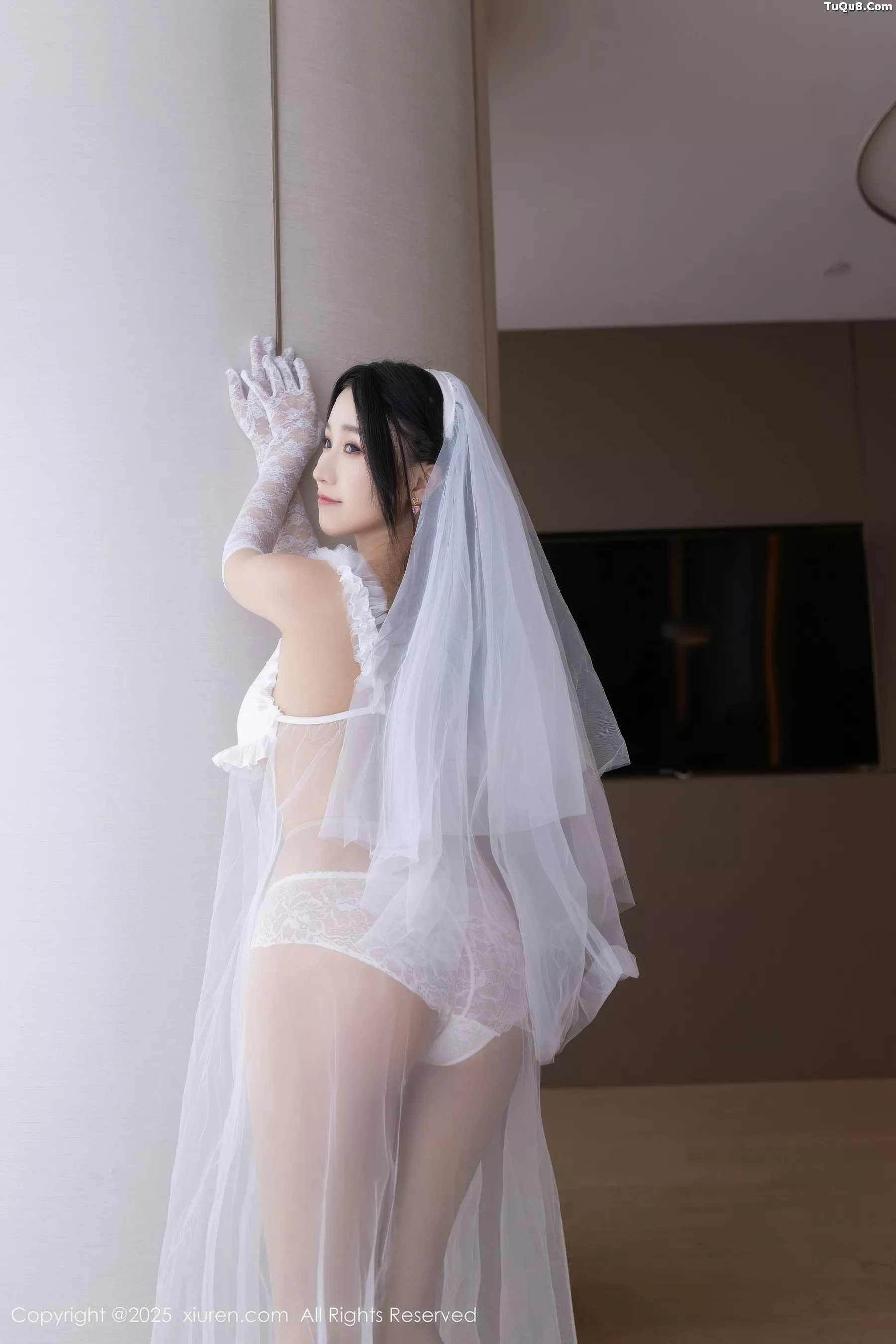 [秀人网] 2025.10.15 No.10871 杏子#[70P]-9