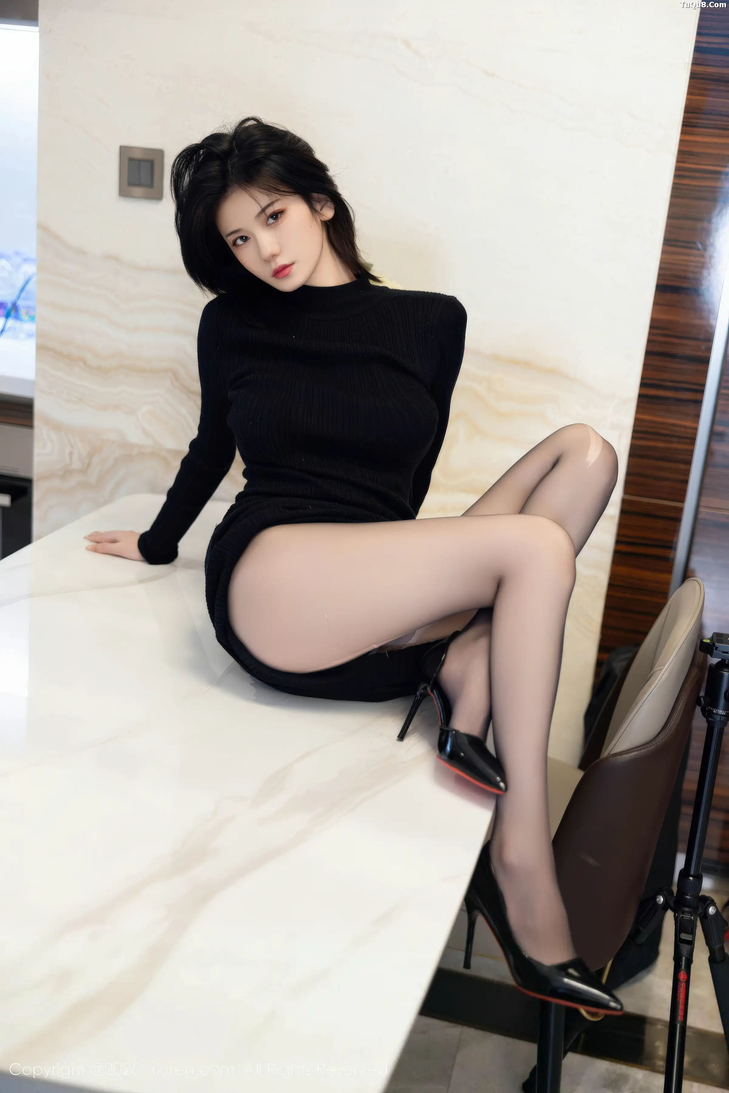 [秀人网] 2025.11.27 No.11036 赵语嫣#[97P]-1