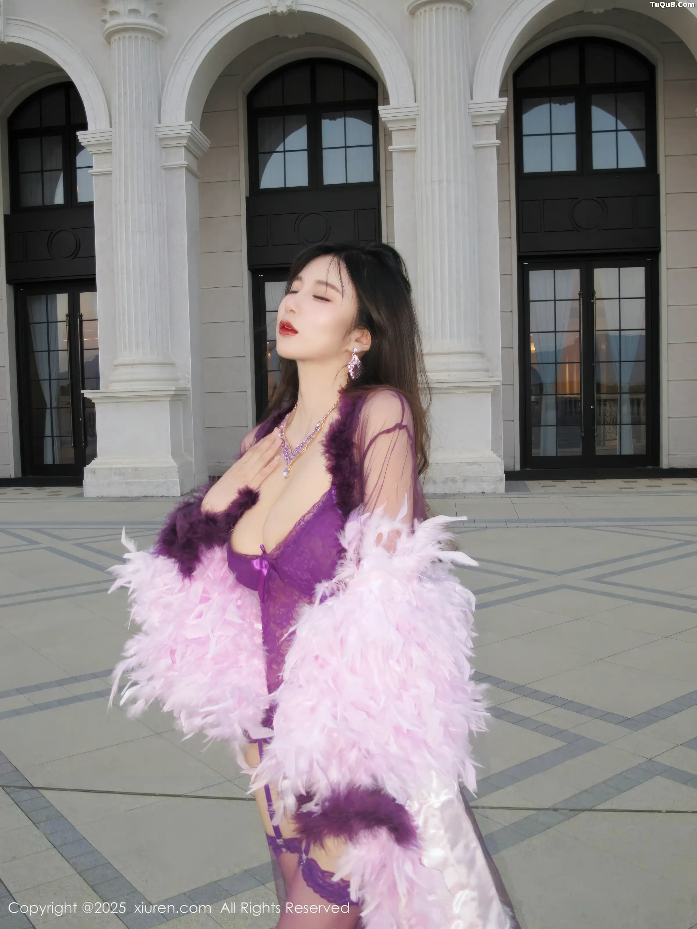 [秀人网] 2025.11.28 No.11047 小肉肉咪#[72P]-1