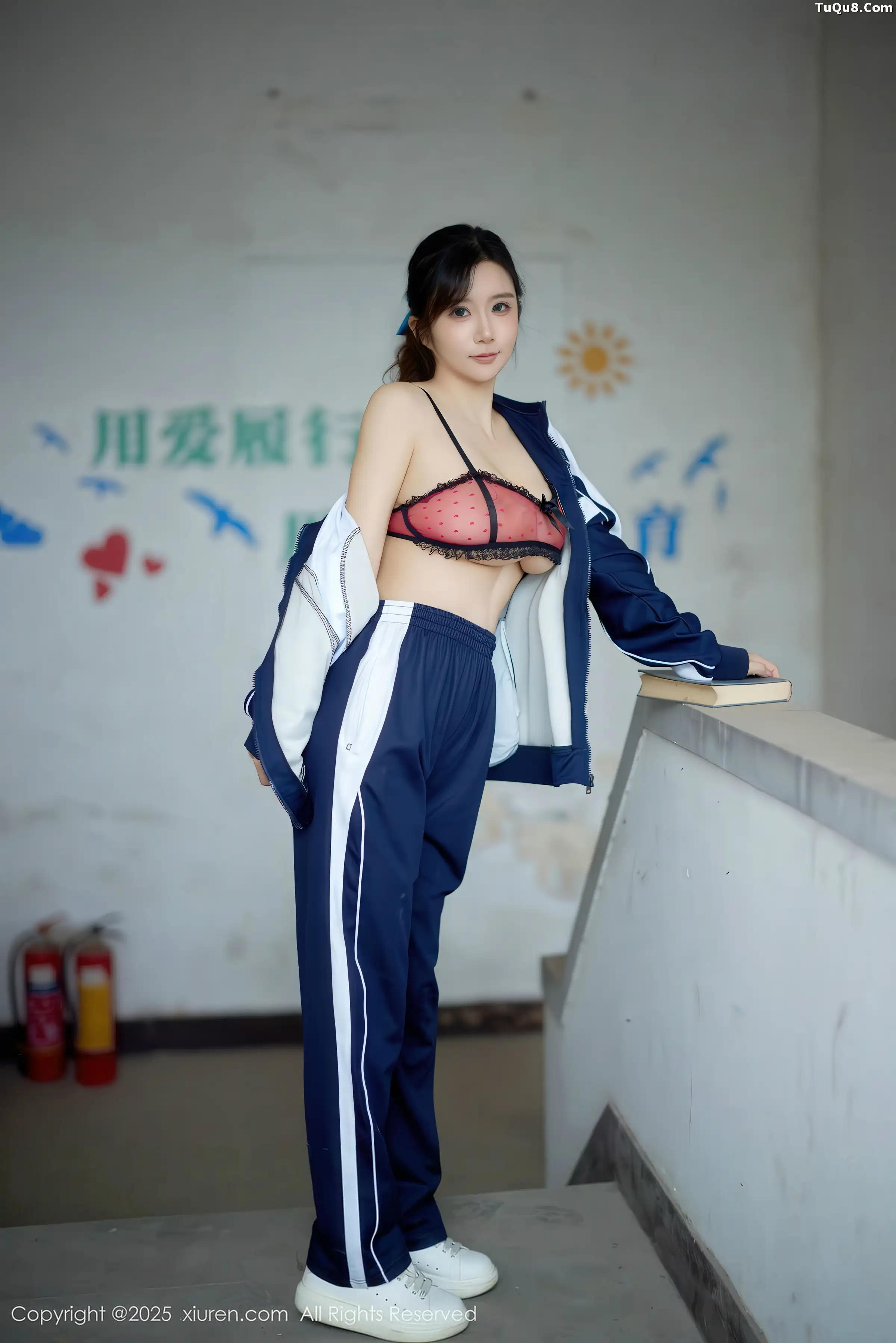 [秀人网] 2025.12.12 No.11103 小肉肉咪#[72P]-1