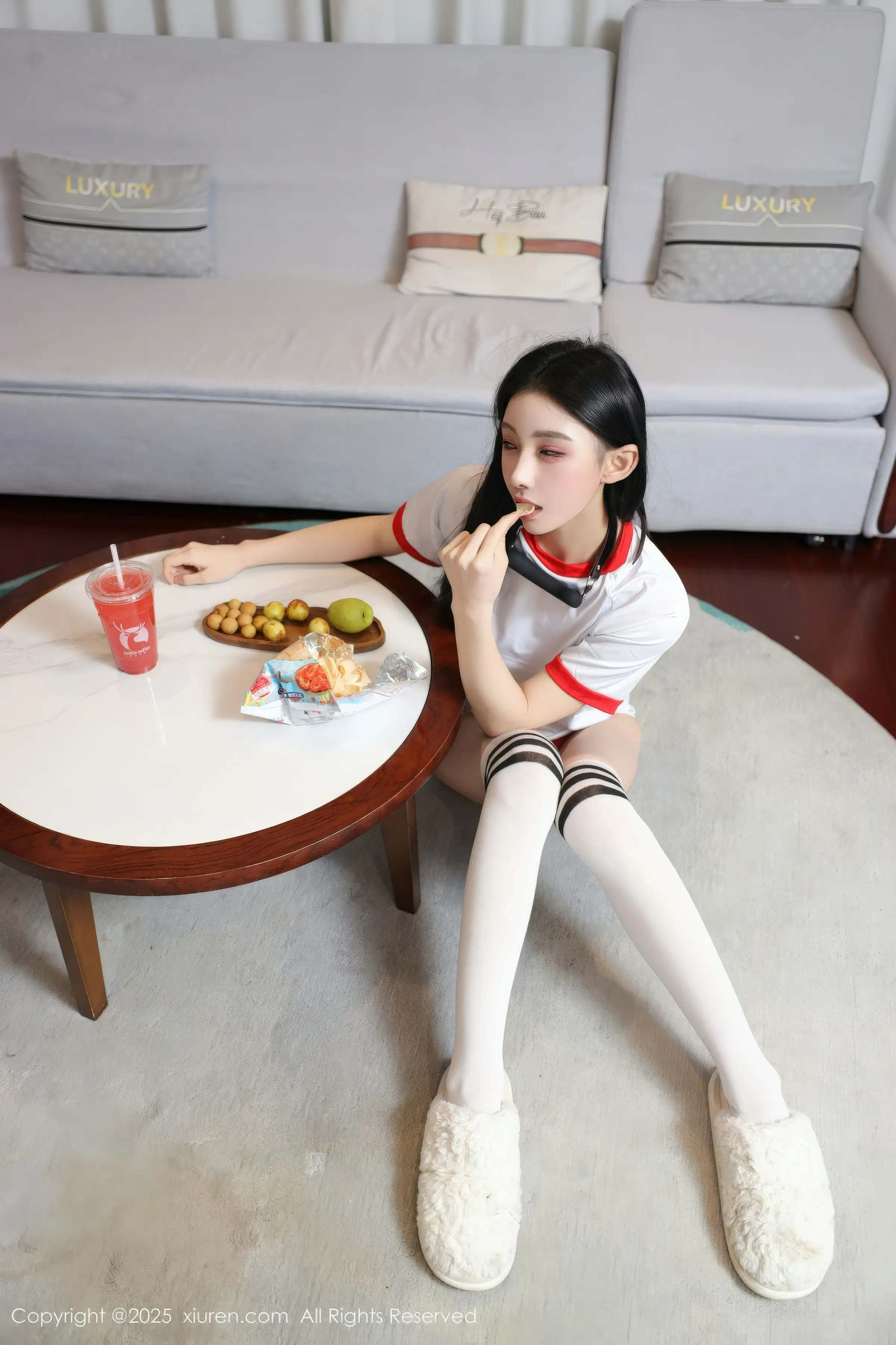 [秀人网] 2025.12.16 No.11110 许微微#[86P]-1