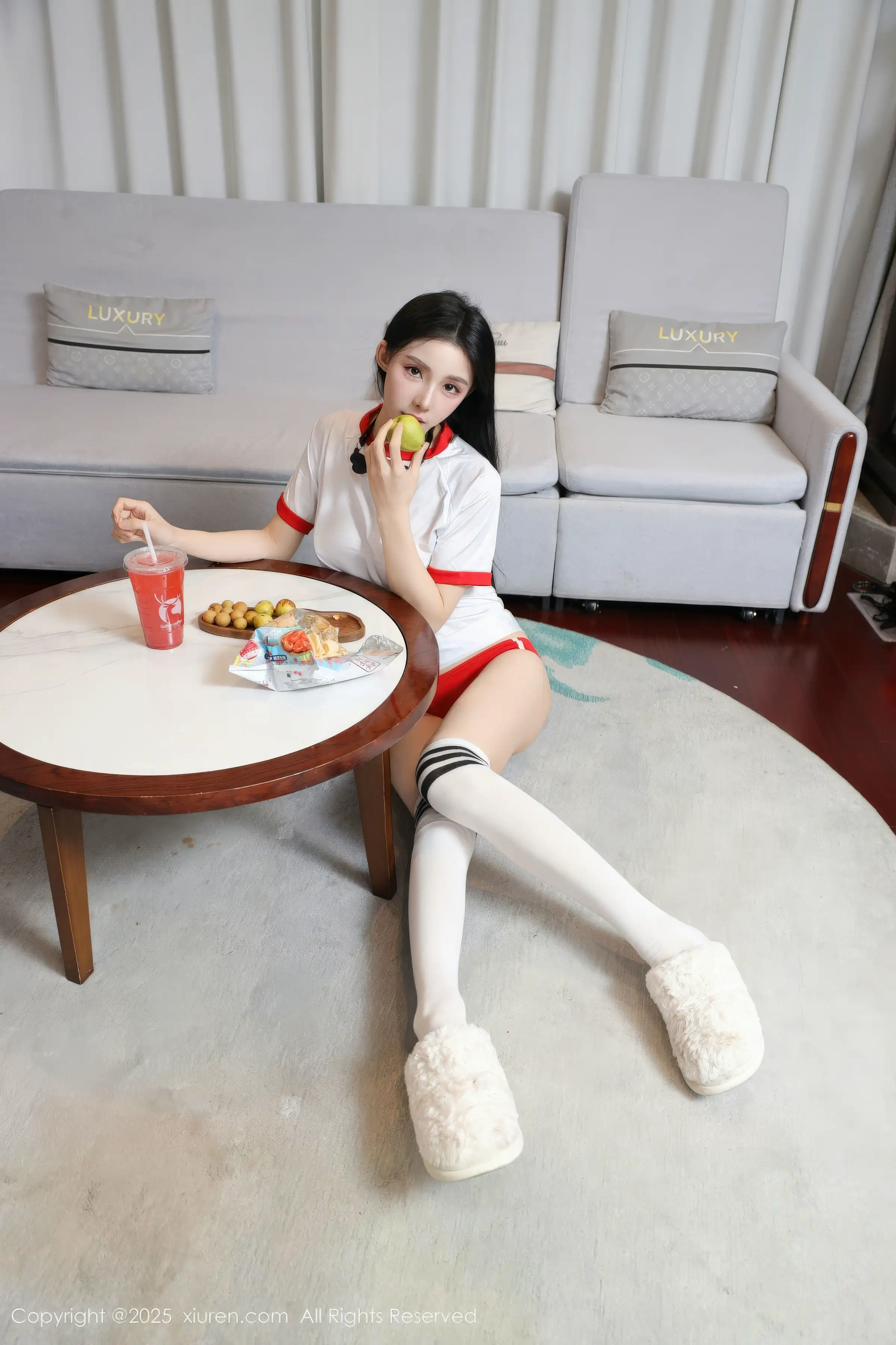 [秀人网] 2025.12.16 No.11110 许微微#[86P]-8