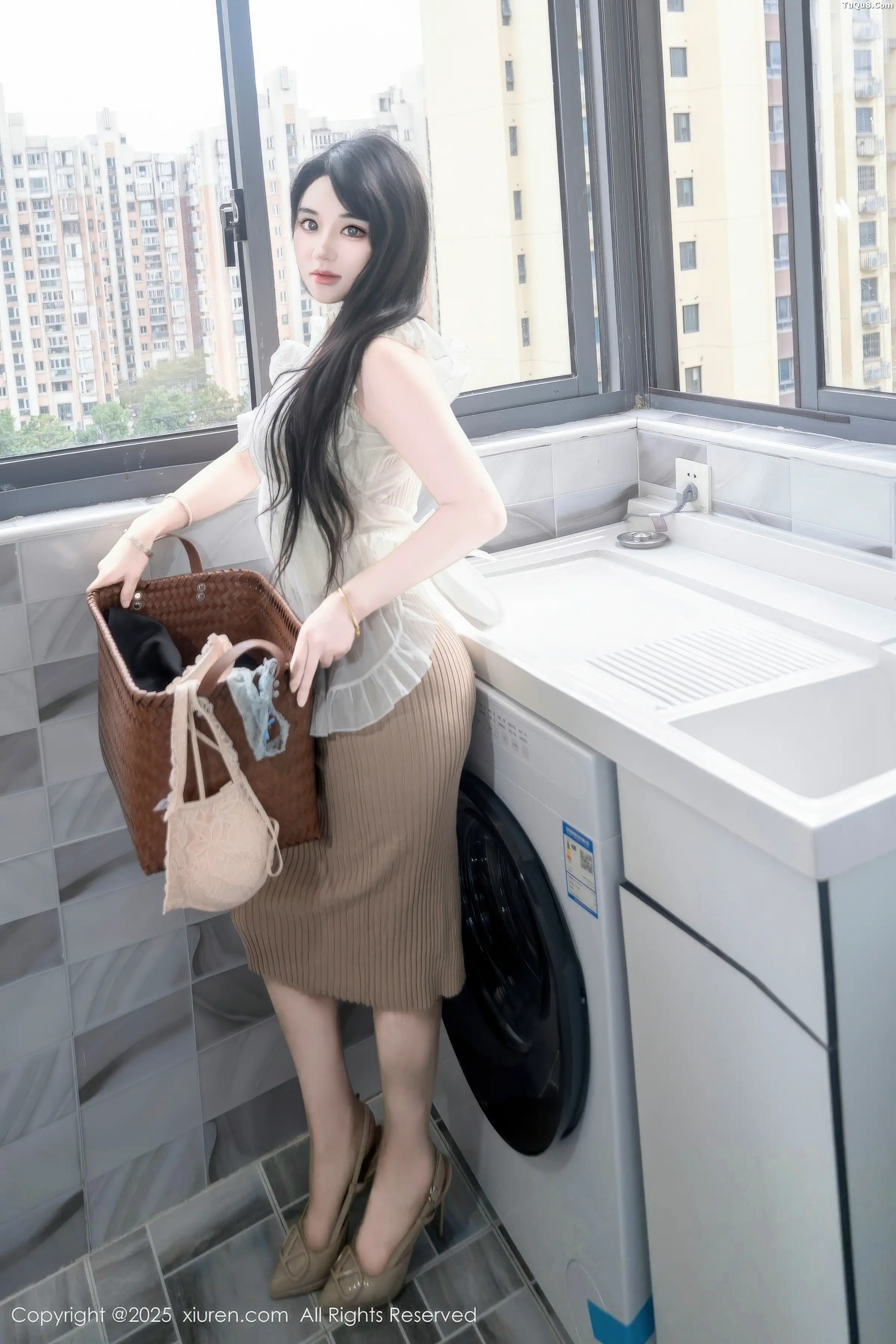 [秀人网] 2025.11.20 No.11010 汐汐爱吃草莓#[83P]-7