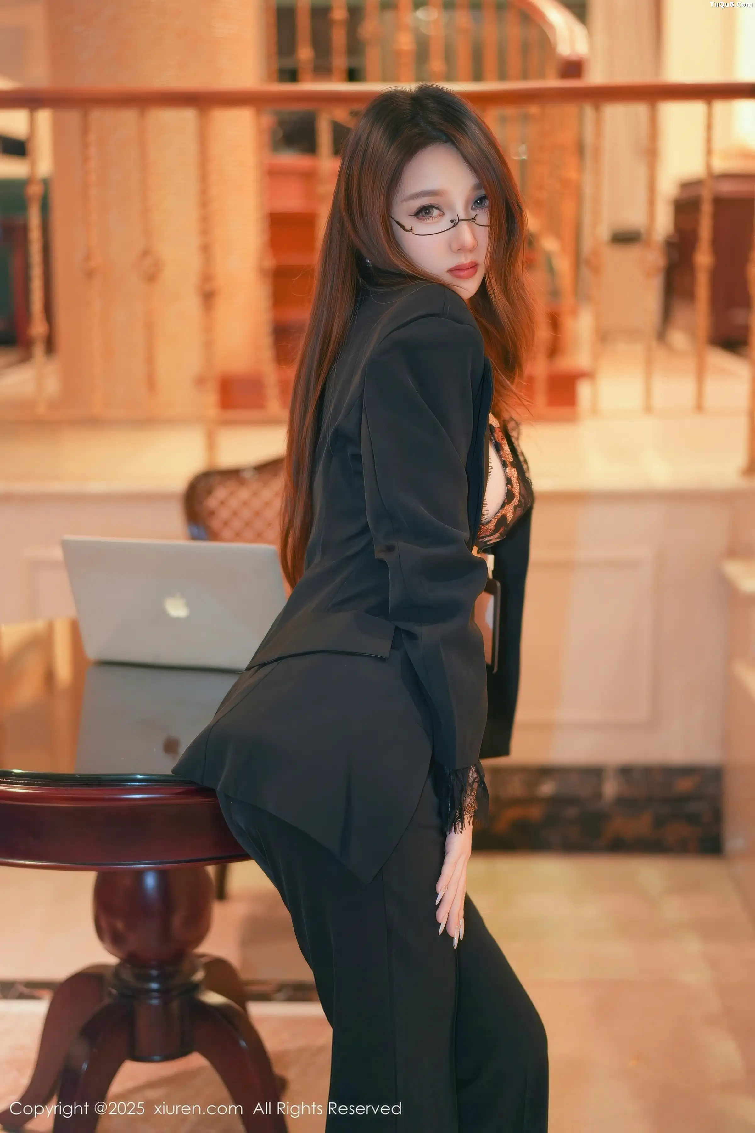 [秀人网] 2025.11.19 No.11007 Twins- 夭夭#[82P]-8