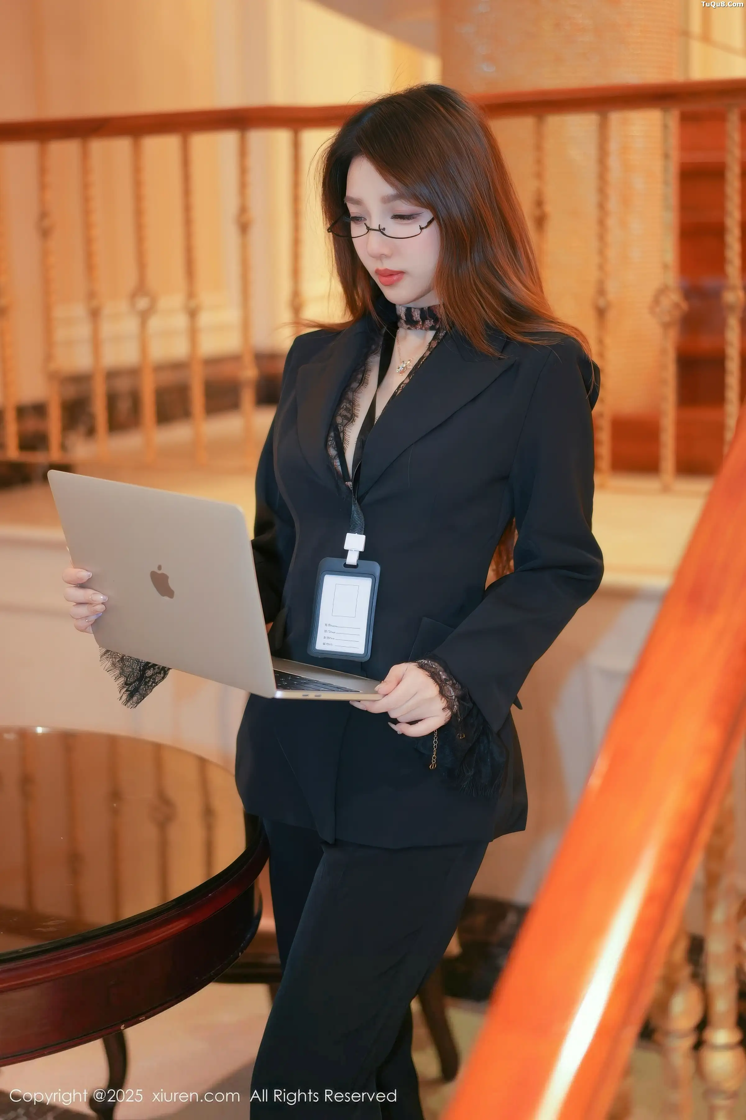 [秀人网] 2025.11.19 No.11007 Twins- 夭夭#[82P]-2