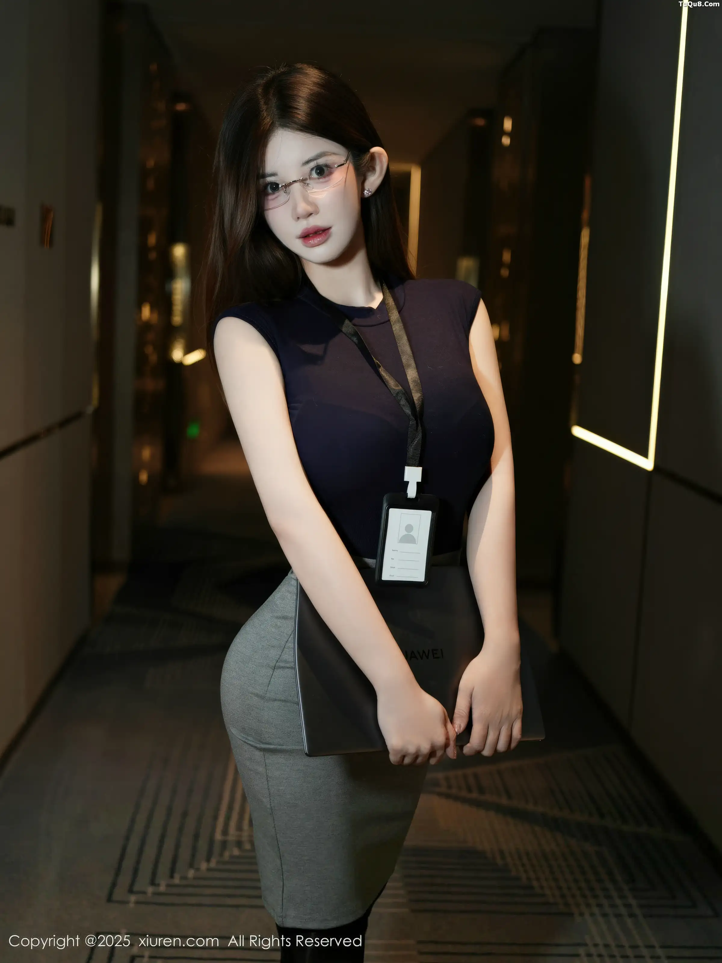 [秀人网] 2025.11.24 No.11023 苏甜橙子#[55P]-1