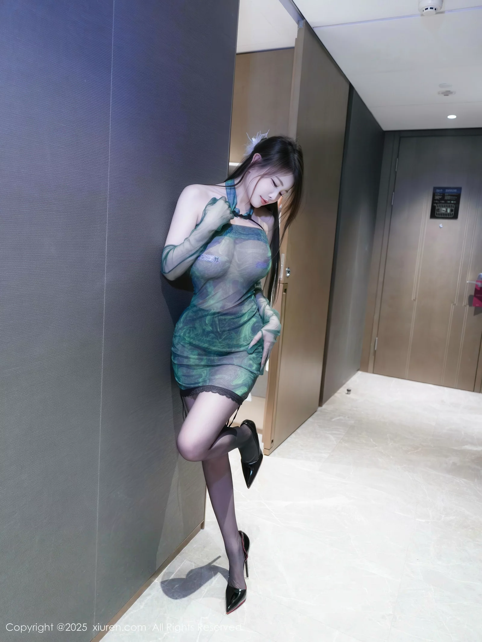 [秀人网] 2025.08.18 No.10660 甜妮#[52P]-1