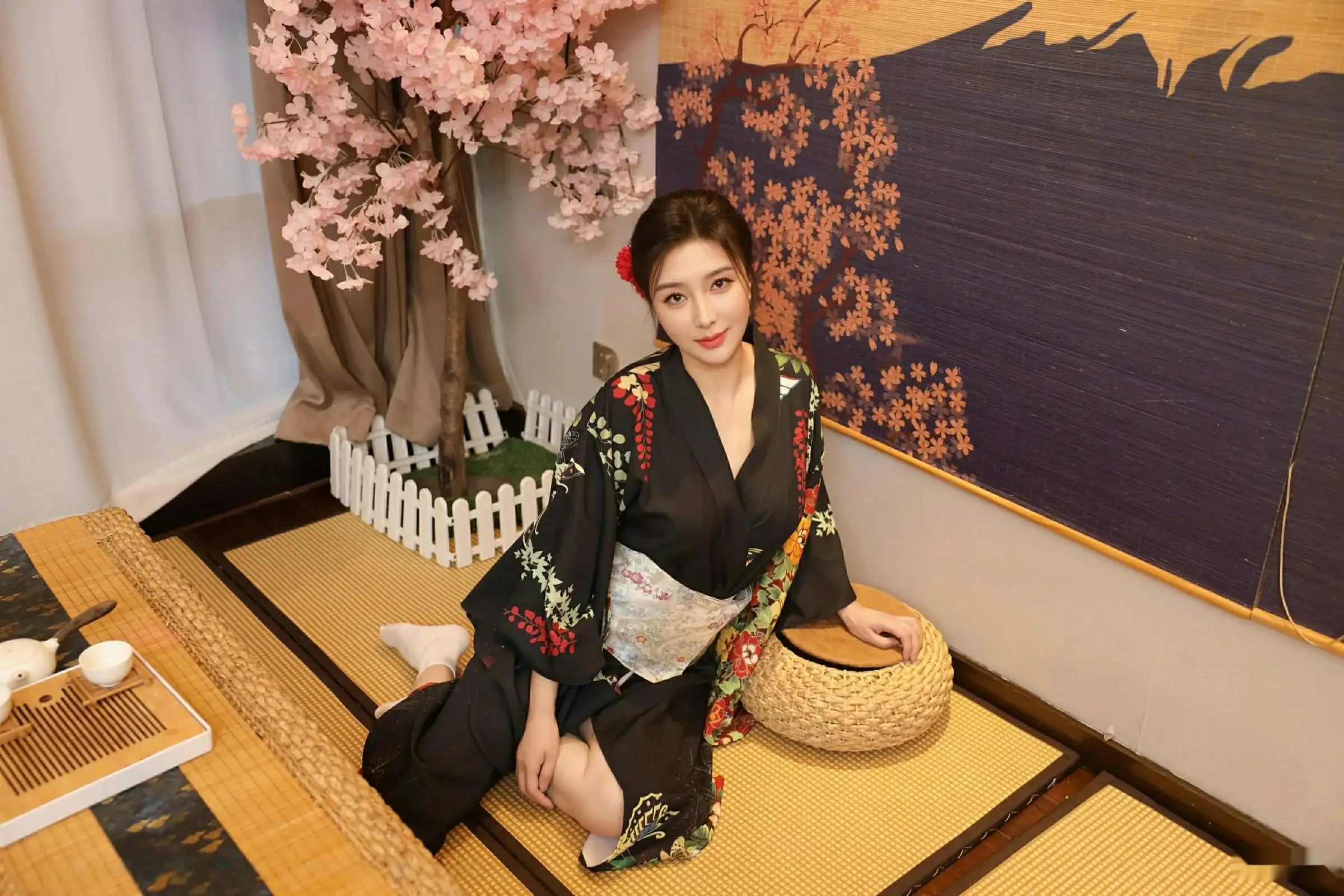 [秀人网] 2025.08.07 No.10627 苏一诺#[80P]-1