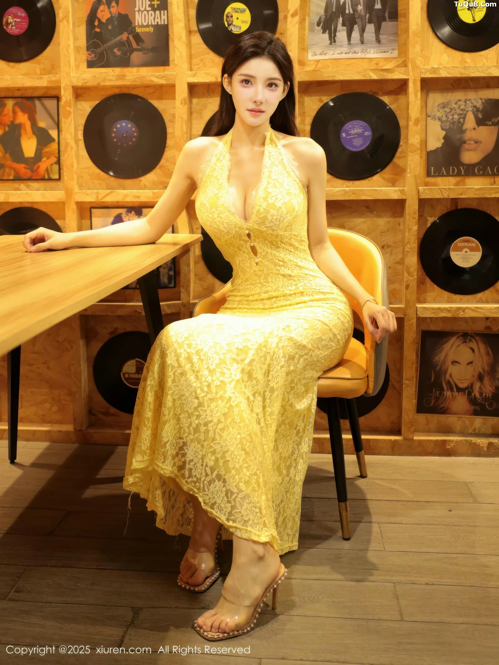 [秀人网] 2025.09.01 No.10715 梨霜儿#[78P]-1