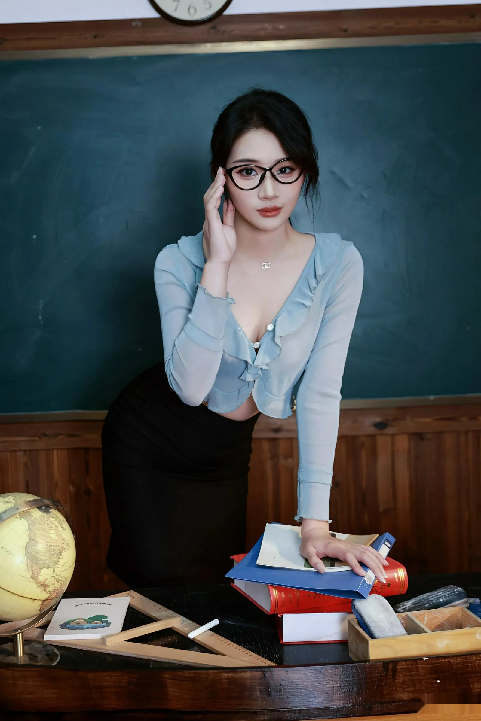 [秀人网] 2025.07.25 No.10585 南乔#[89P]-2