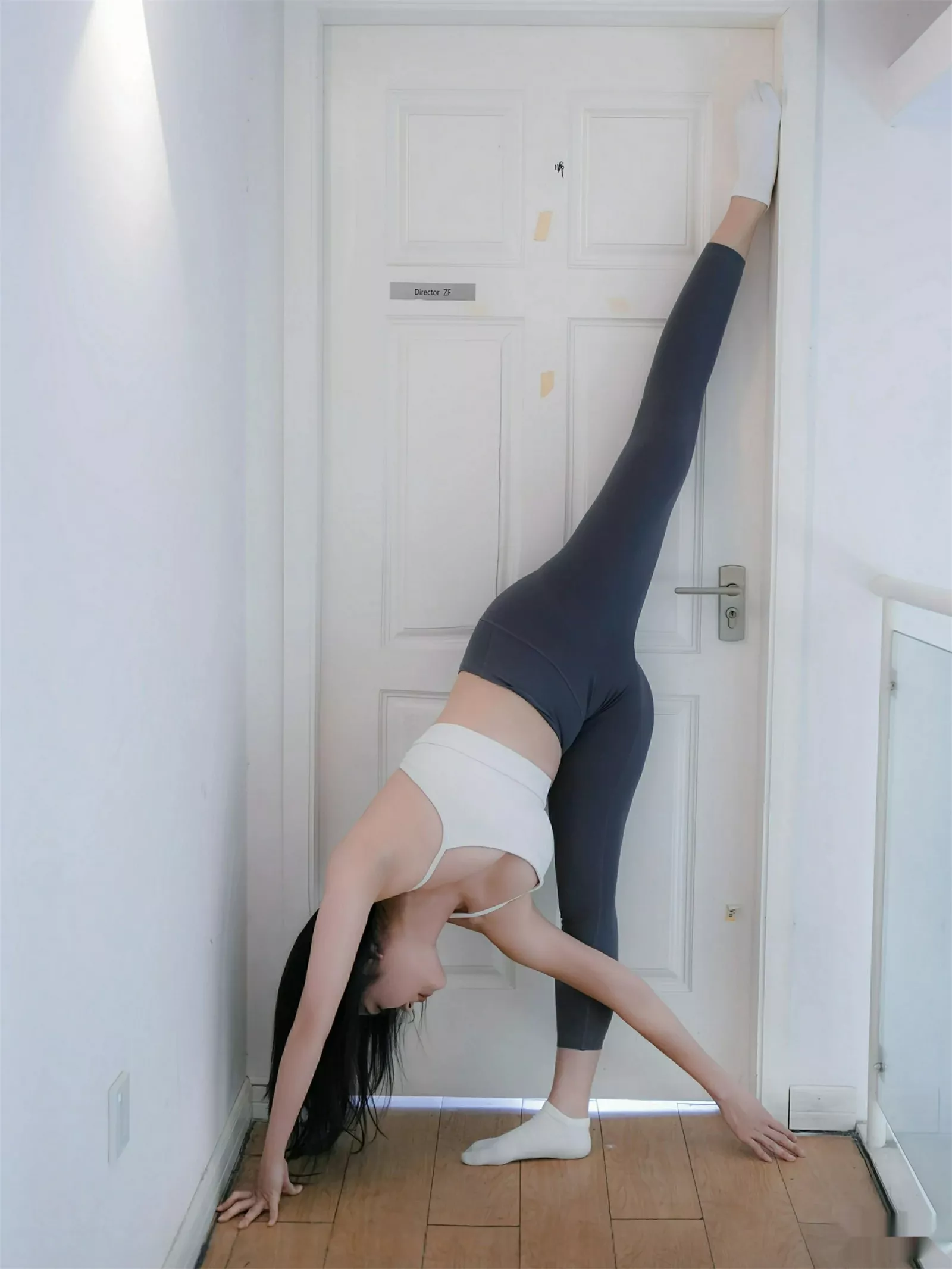 [秀人网] 2025.07.29 No.10595 玫瑰我爱你#[81P]-4