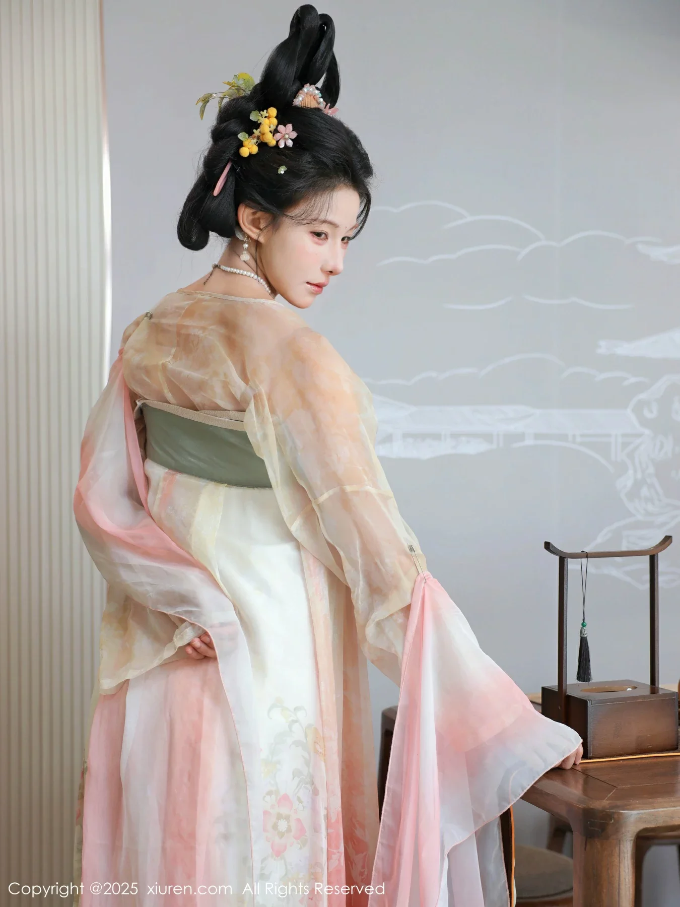 [秀人网] 2025.08.13 No.10645 梨霜儿#[82P]-1