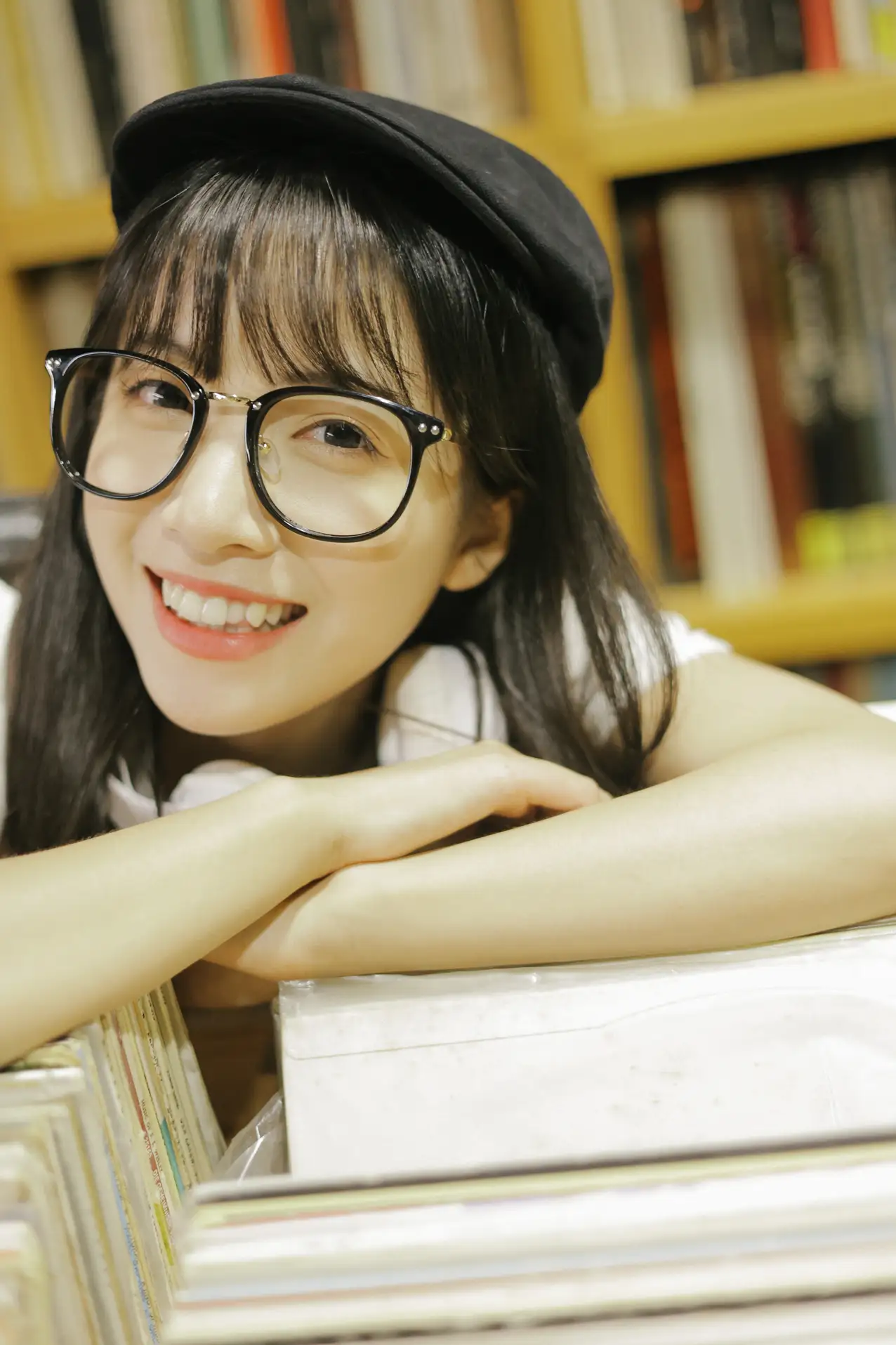 [艺图语] 2022.08.16 Vol.1717 – 黑胶唱片的小时光 一只阿梦崽#[43P]-10