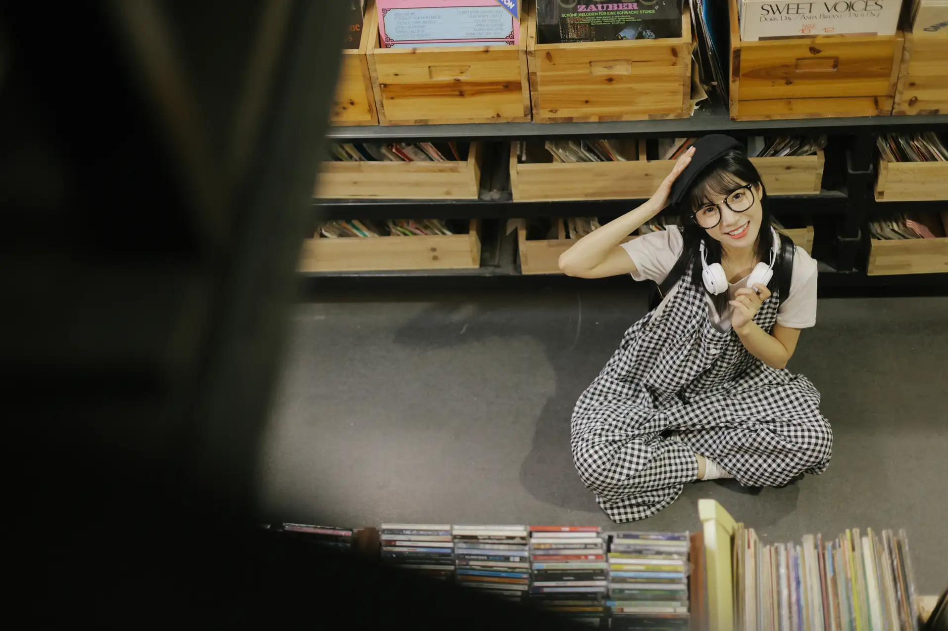 [艺图语] 2022.08.16 Vol.1717 – 黑胶唱片的小时光 一只阿梦崽#[43P]-2