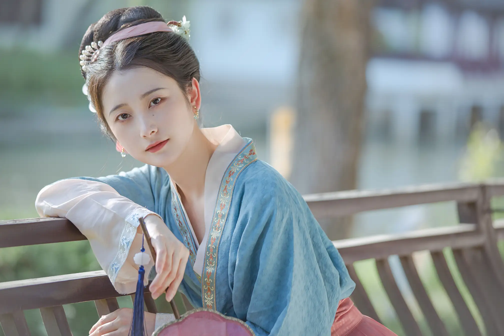 [艺图语] 2022.06.29 Vol.1327 – 拾尽千苍色，携来两袖风 五月的三花猫#[27P]-2