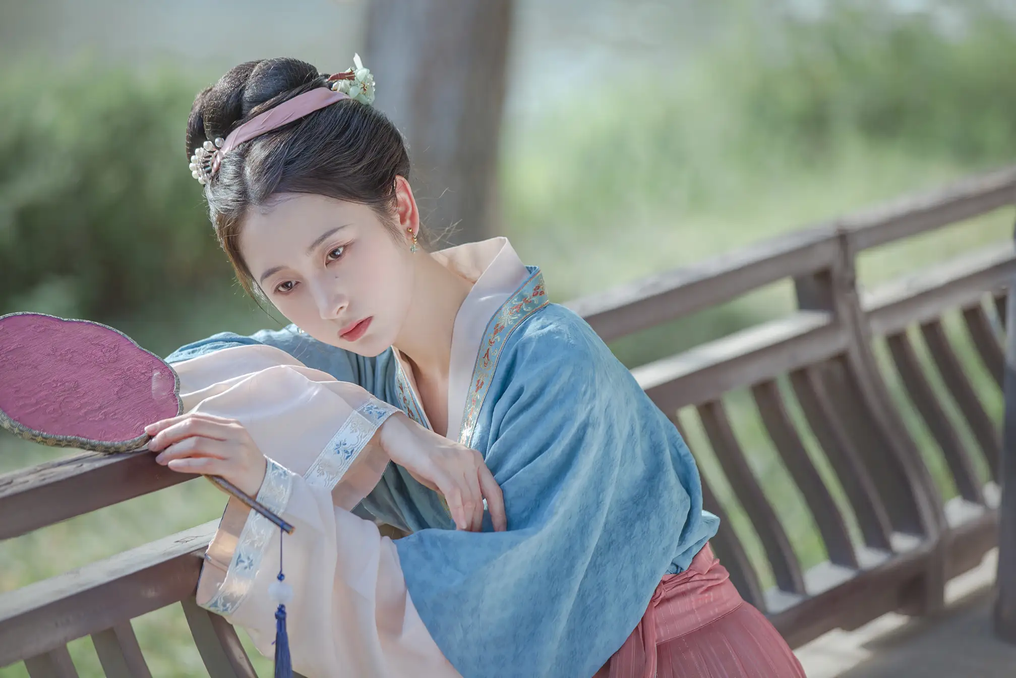 [艺图语] 2022.06.29 Vol.1327 – 拾尽千苍色，携来两袖风 五月的三花猫#[27P]-3