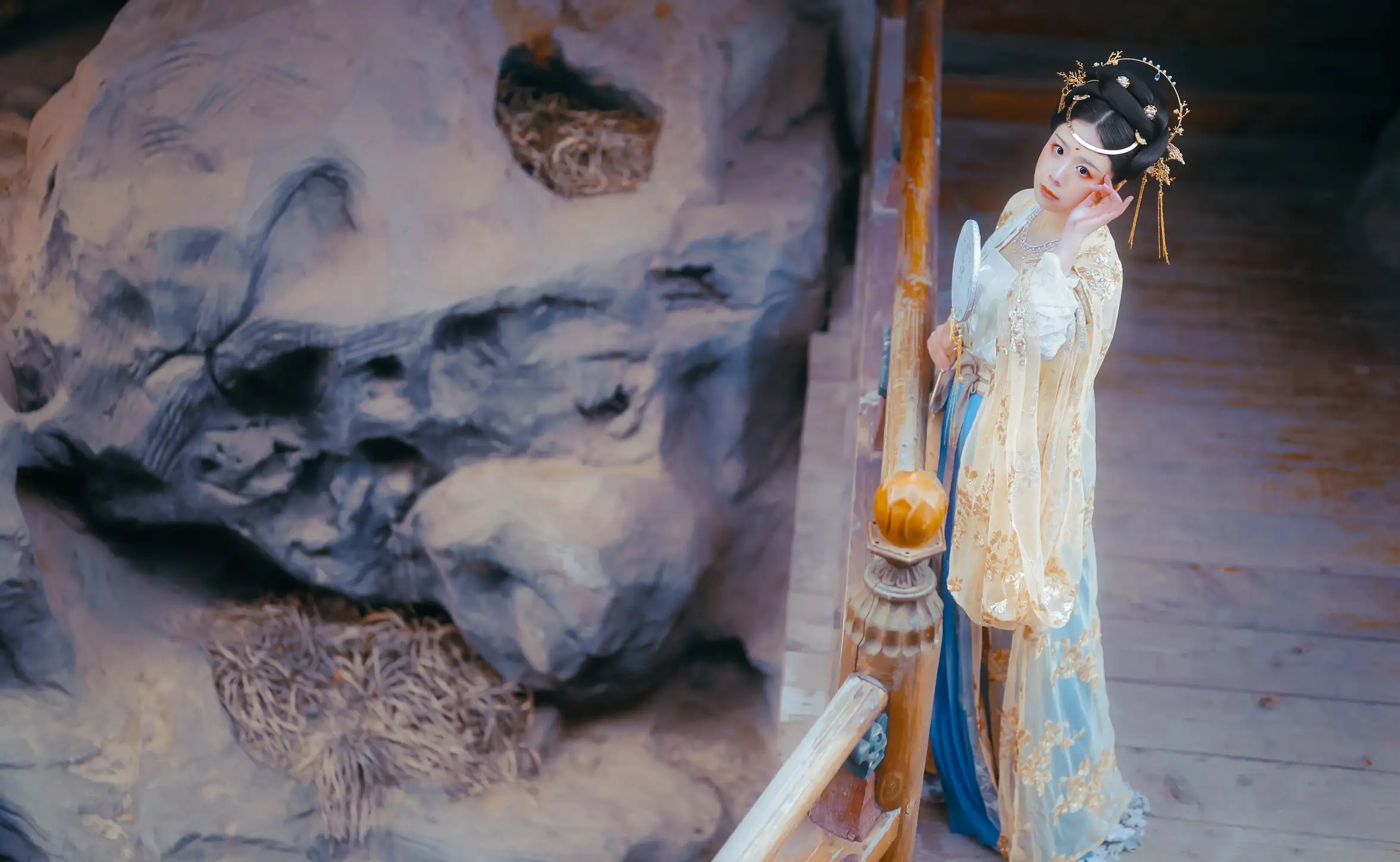 [艺图语] 2022.08.24 Vol.1783 – 云想衣裳花想容 Suky喜欢软绵绵毛茸茸的团子#[22P]-7