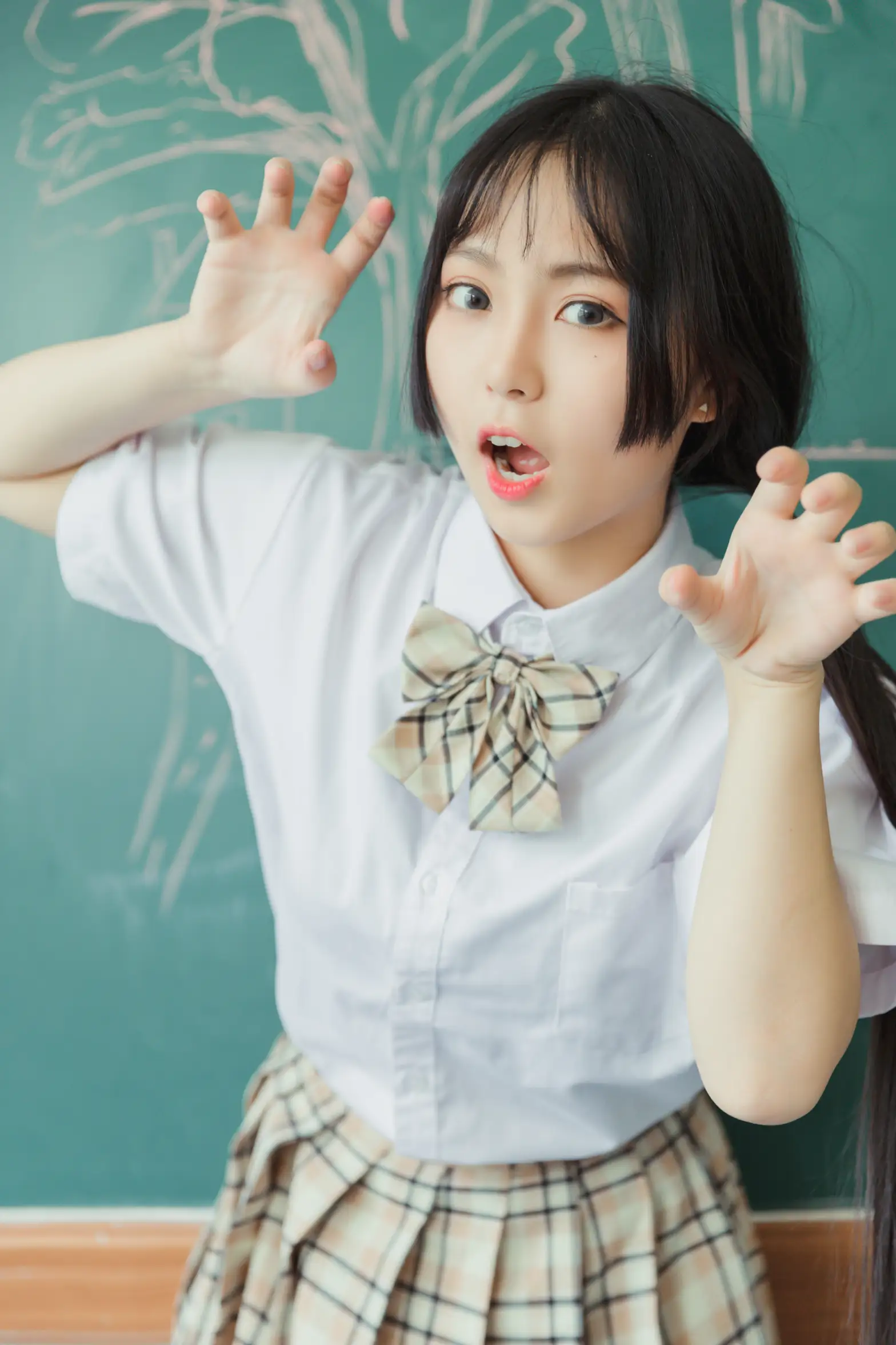 [艺图语] 2022.08.11 Vol.1675 – 毕业季 阡墨红尘#[31P]-1