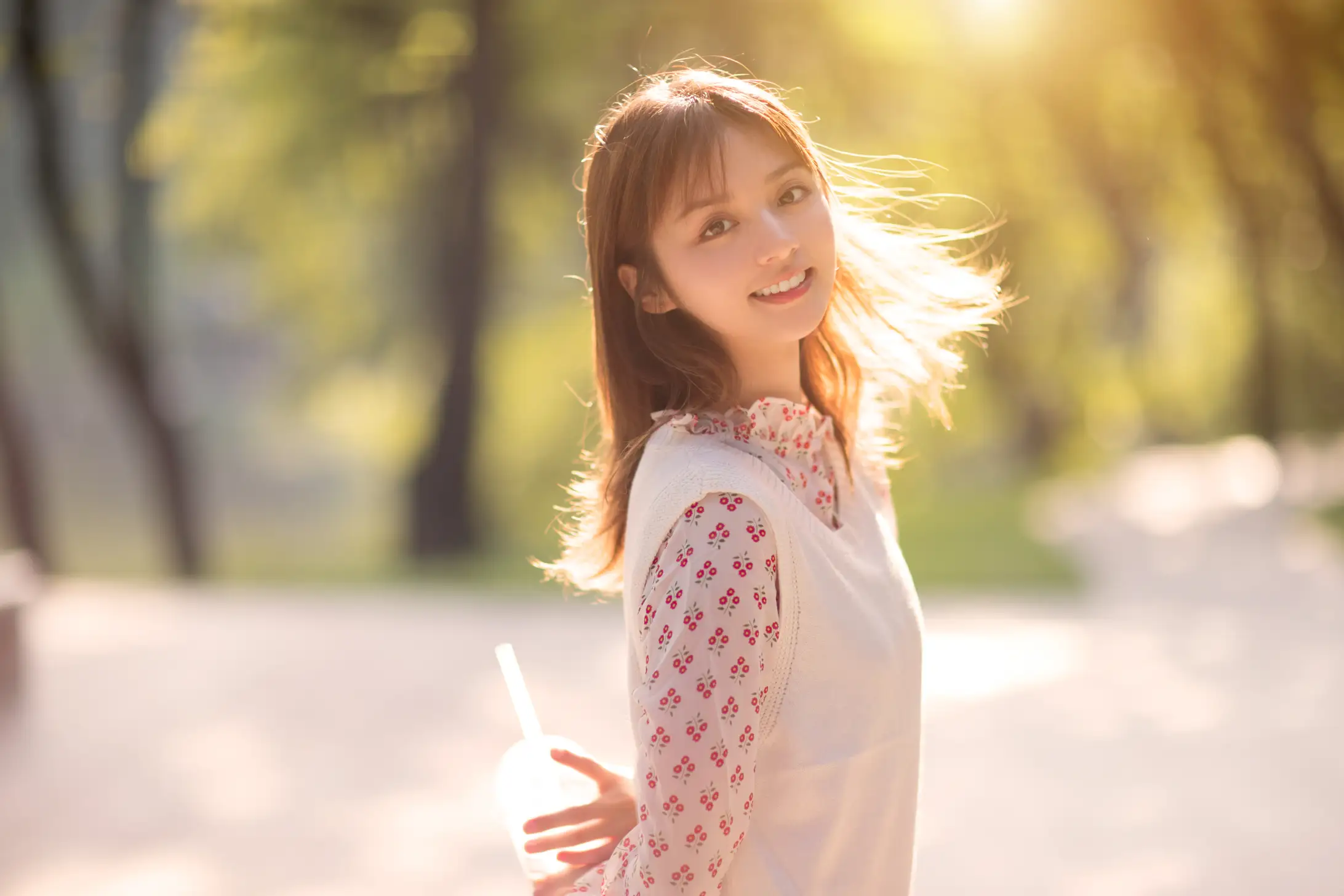 [艺图语] 2021.09.27 Vol.319 – 逆光 雨文#[23P]-8