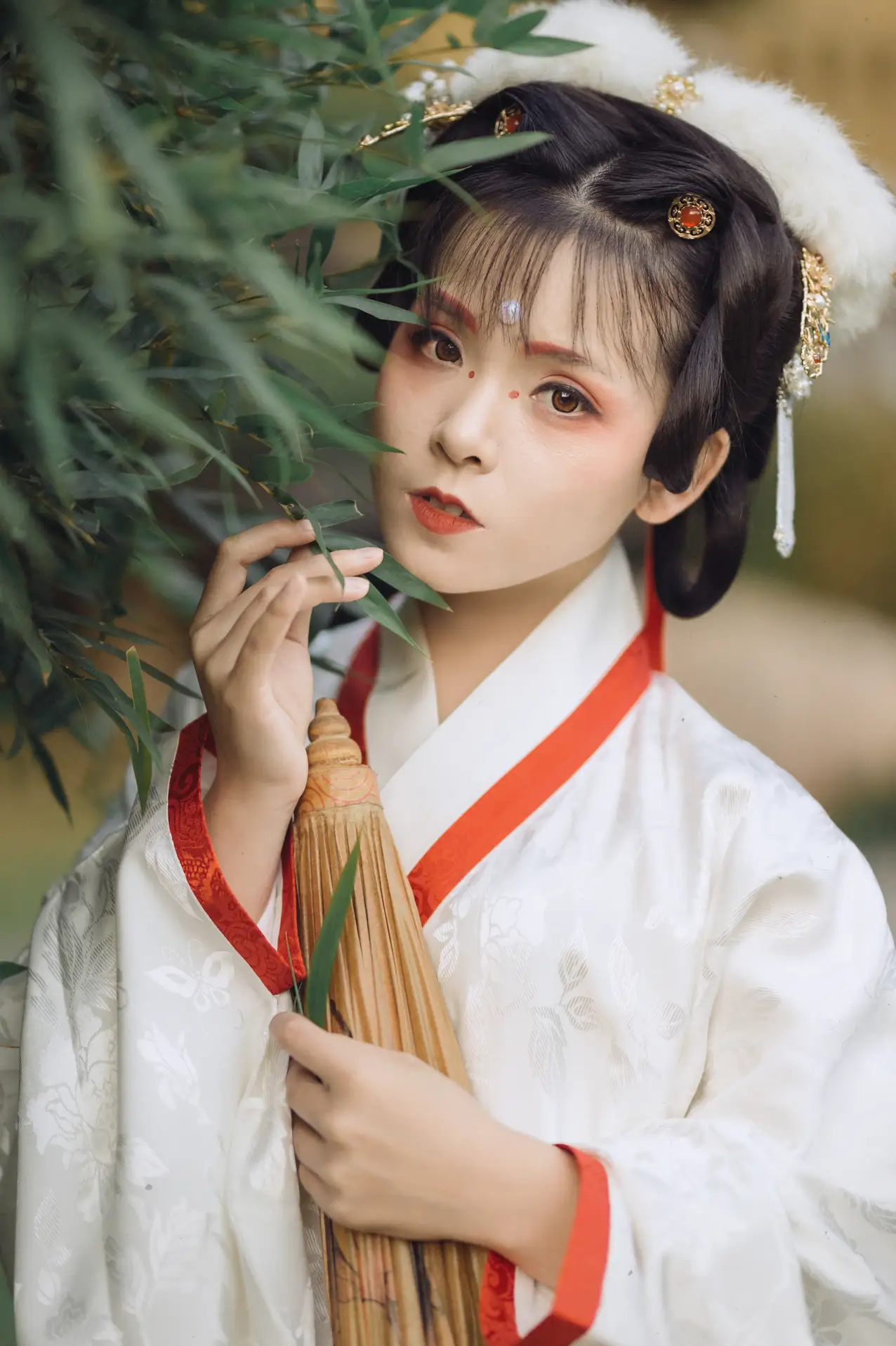 2021.09.04 Vol.248 – 茕兔 17