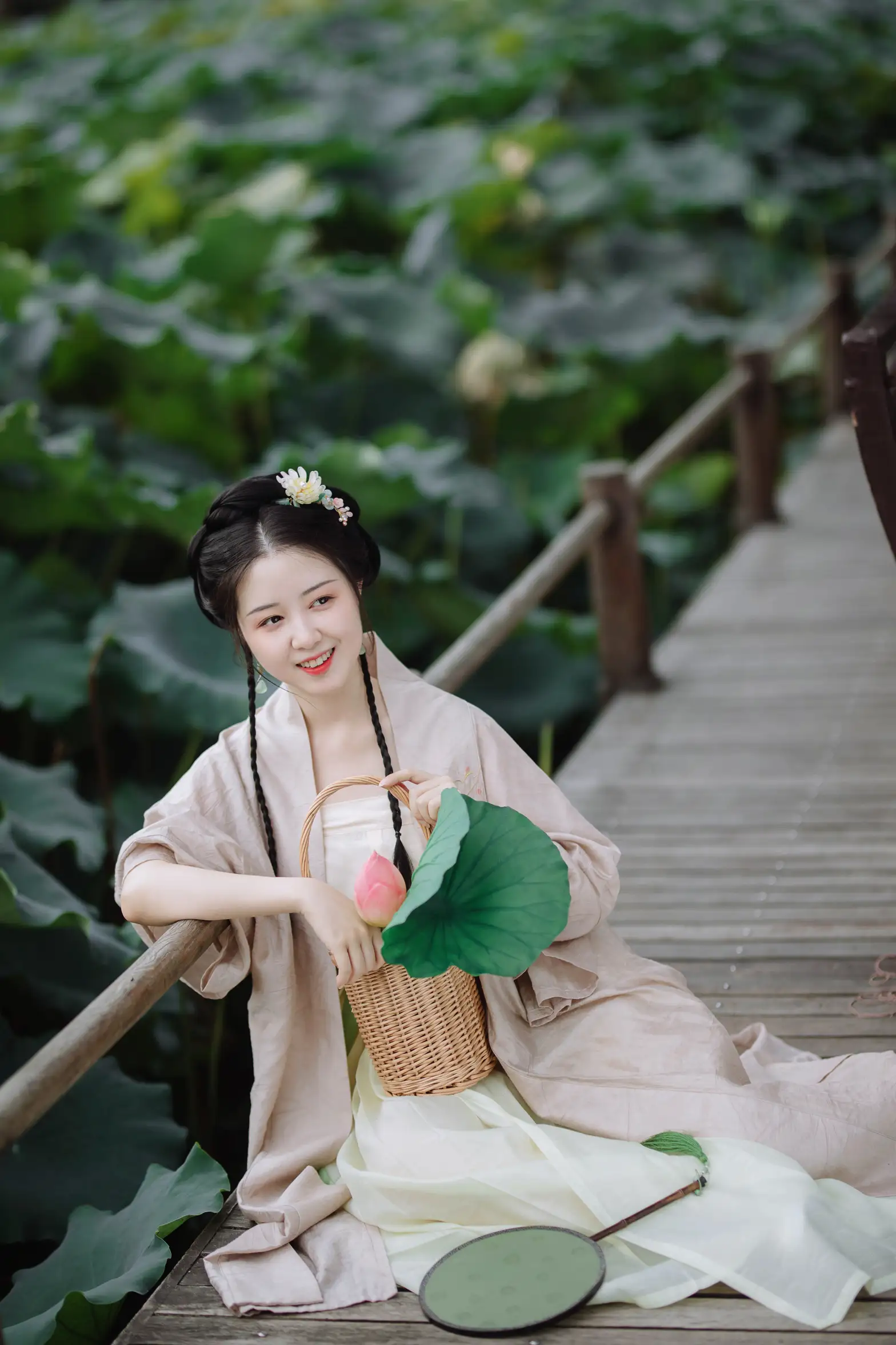 [艺图语] 2022.02.09 Vol.773 – 荷叶五寸荷花娇 罗熙#[19P]-5