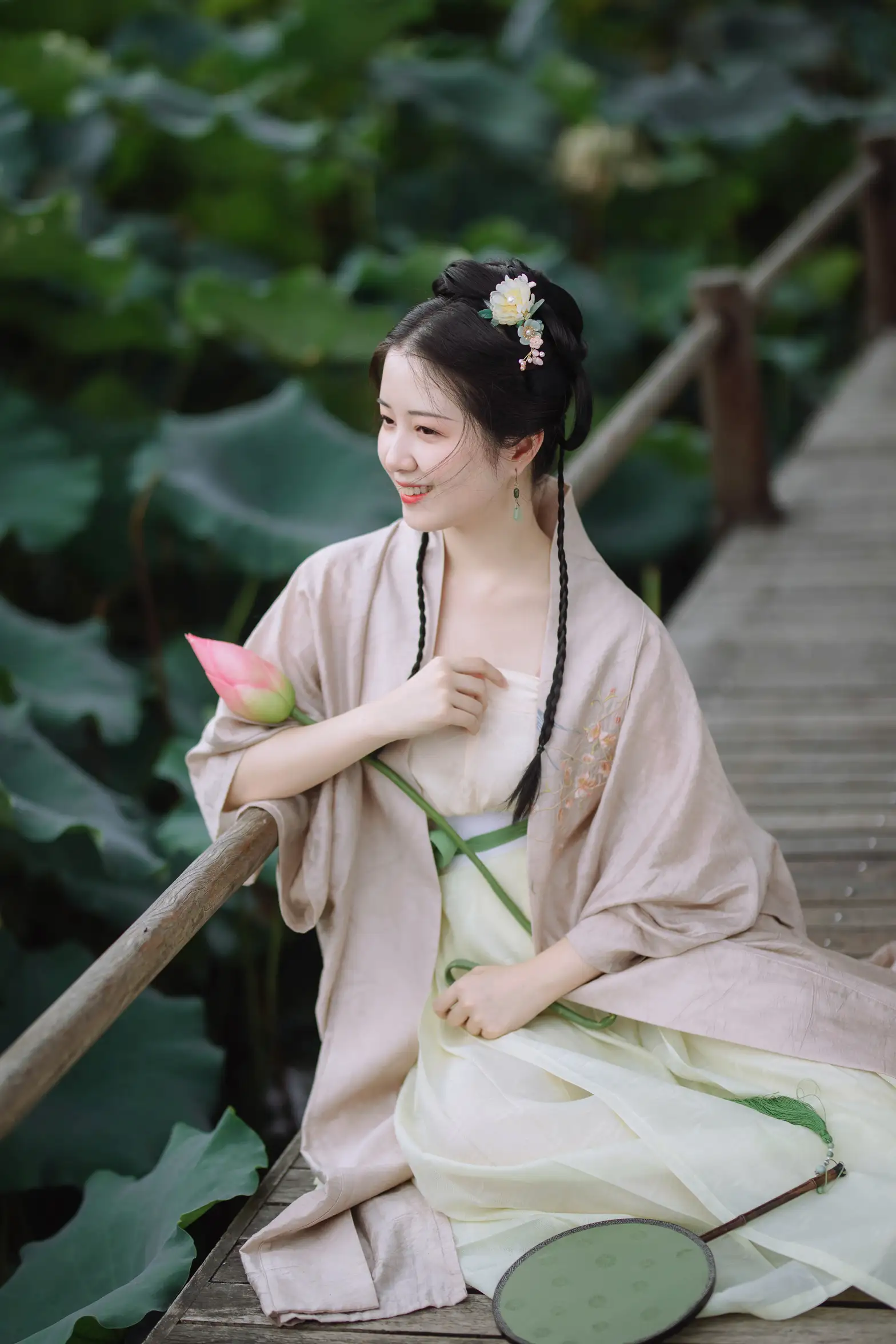 [艺图语] 2022.02.09 Vol.773 – 荷叶五寸荷花娇 罗熙#[19P]-6