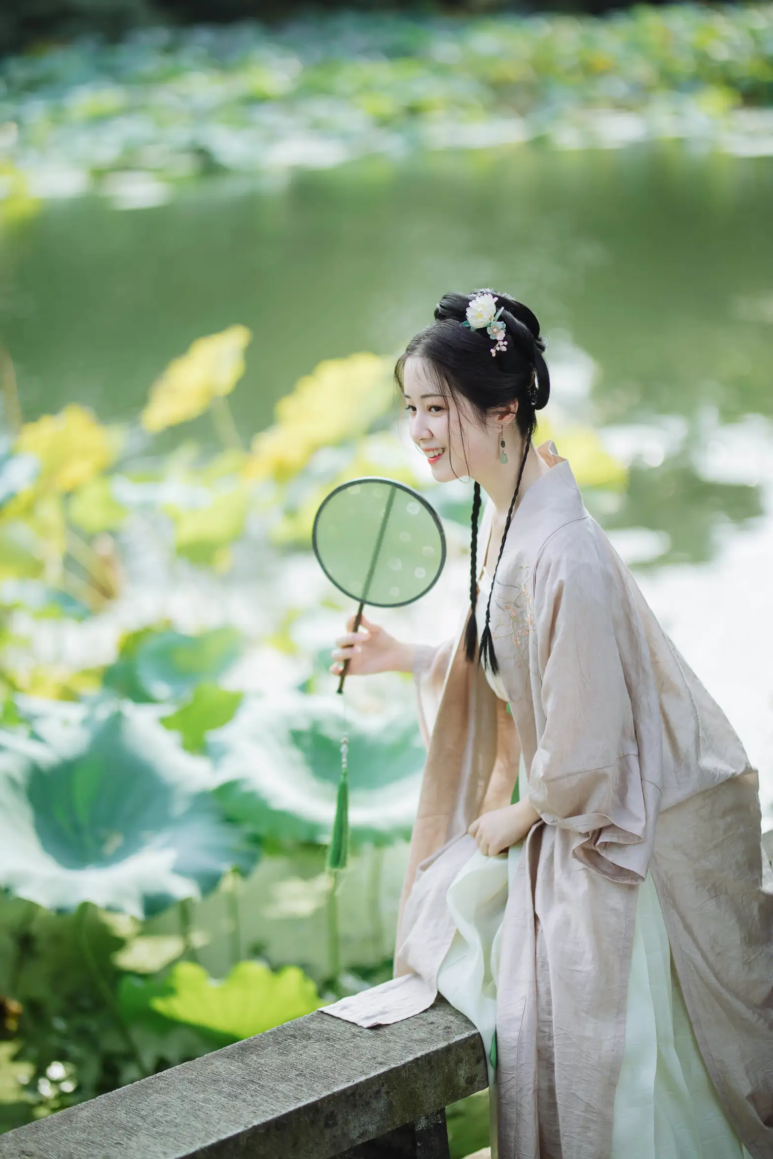 [艺图语] 2022.02.09 Vol.773 – 荷叶五寸荷花娇 罗熙#[19P]-6