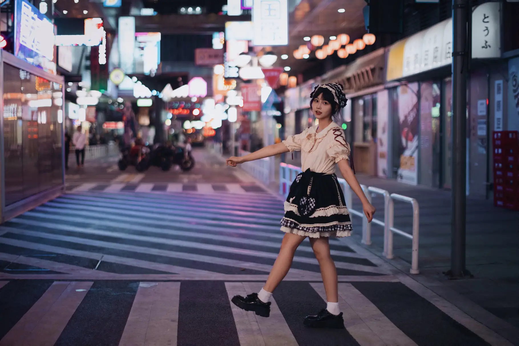 [艺图语] 2022.06.20 Vol.1241 – Happiness is free 小关#[50P]-3