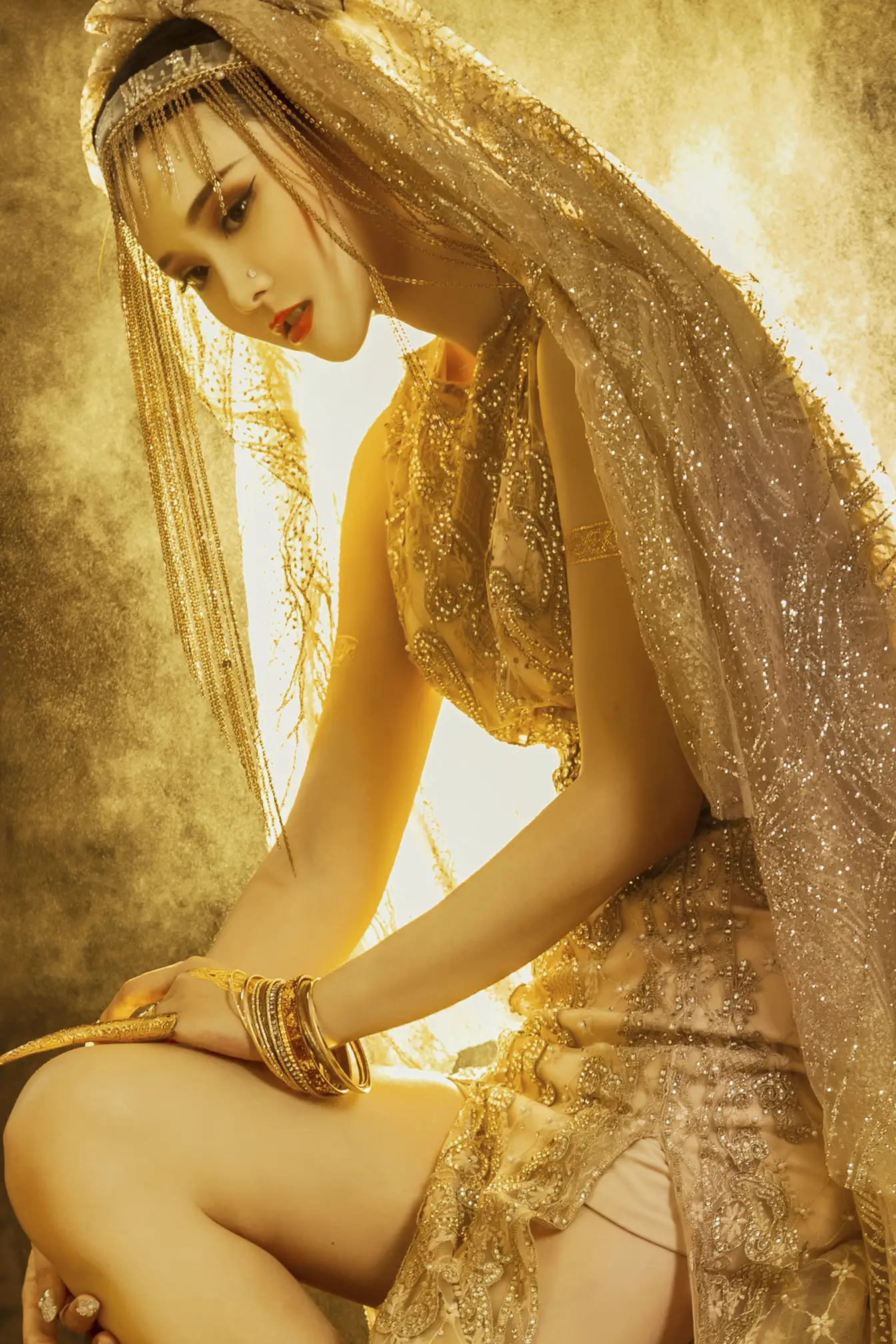 [艺图语] 2021.12.24 Vol.529 – 纸醉金迷 欣宝#[22P]-1