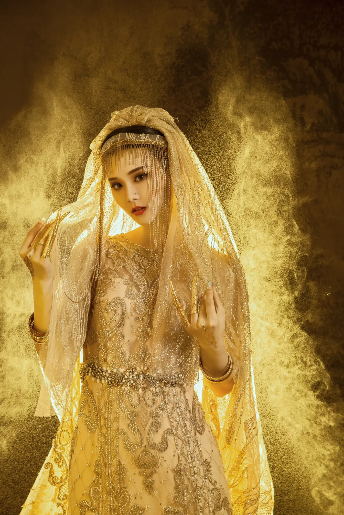 [艺图语] 2021.12.24 Vol.529 – 纸醉金迷 欣宝#[22P]-5